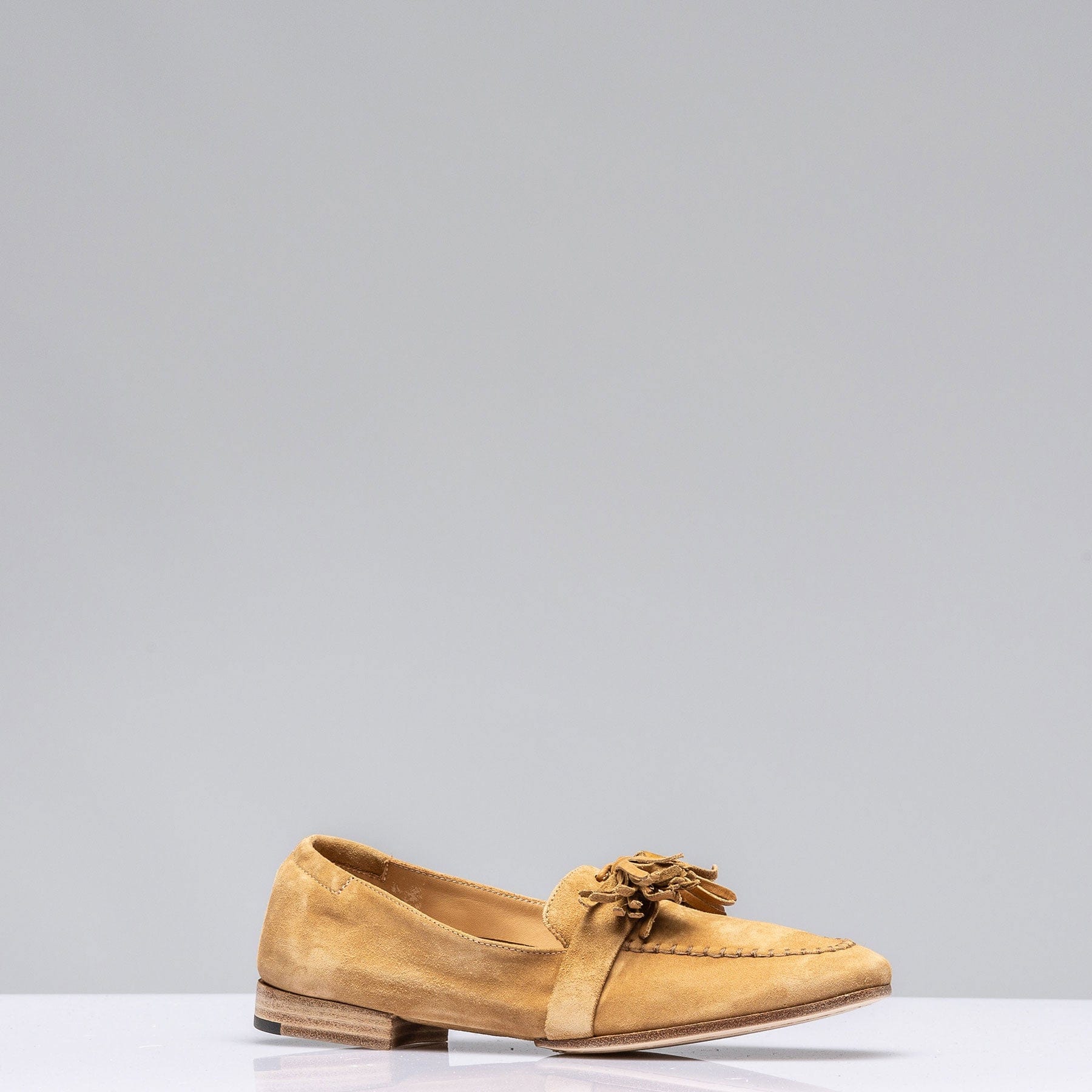 Tassel Flat In Tobacco - AXEL'S