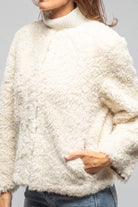 Pinto Reversible Eco Shearling In Honey Cream - AXEL'S