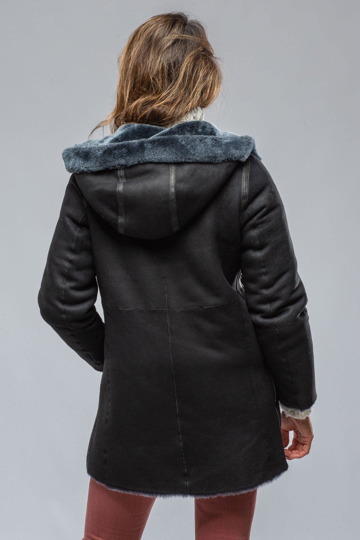 Trentino Reversible Side Snap Shearling In Navy - AXEL'S