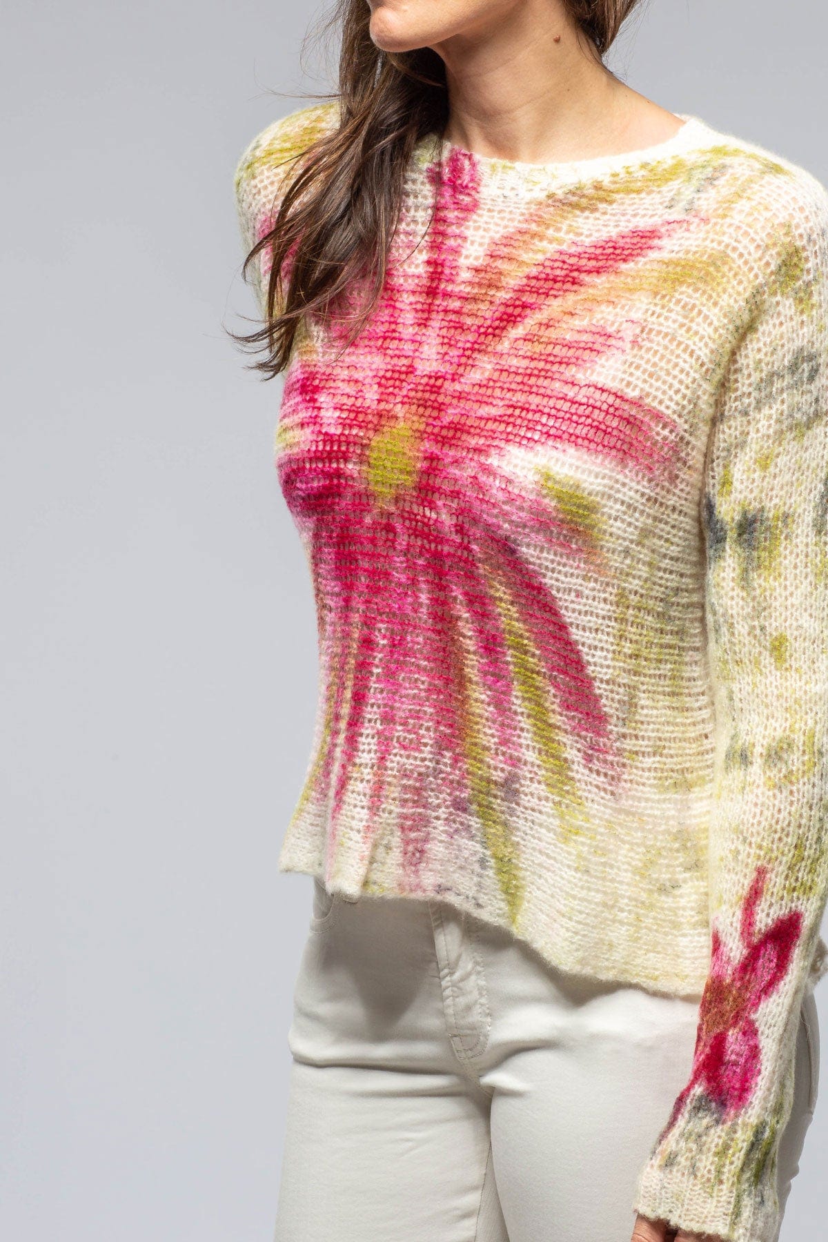 Clematis Silk Cashmere Open Weave Sunburst Flower - AXEL'S
