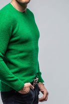 Henry Crew Neck Cashmere Sweater In Apple Green - AXEL'S