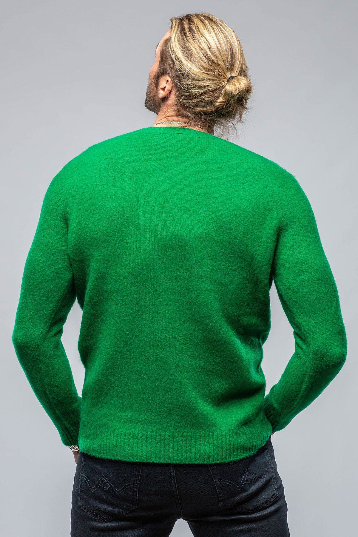 Henry Crew Neck Cashmere Sweater In Apple Green - AXEL'S
