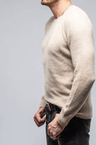Henry Crew Neck Cashmere Sweater In Beige - AXEL'S