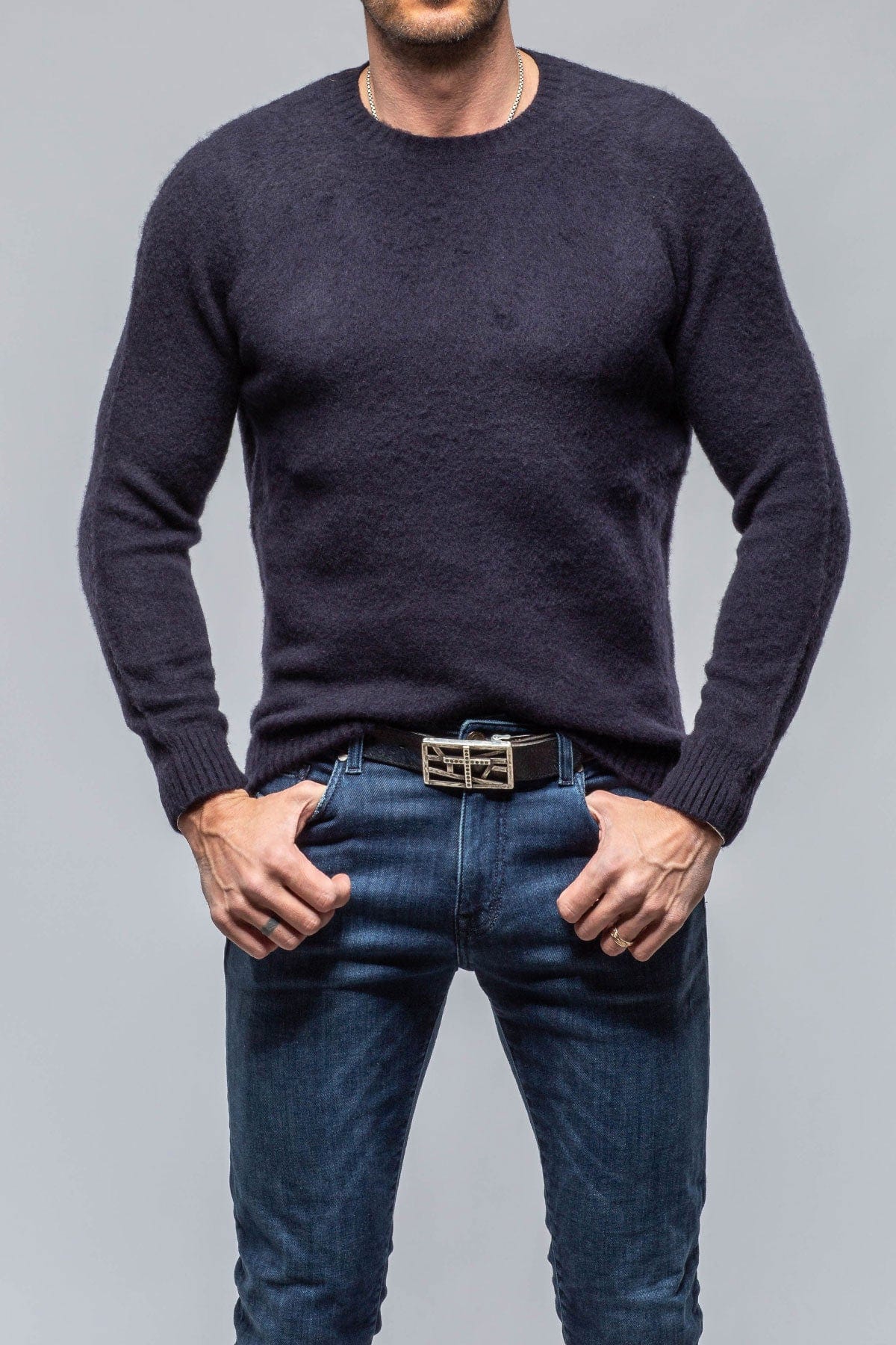 Henry Crew Neck Cashmere Sweater In Blue Navy - AXEL'S