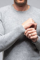 Henry Crew Neck Cashmere Sweater In Stone Grey - AXEL'S