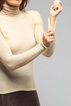 Avant Toi Prosaic Cashmere Silk Turtleneck In Beige Ladies - Tops