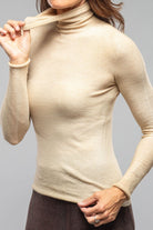Avant Toi Prosaic Cashmere Silk Turtleneck In Beige Ladies - Tops
