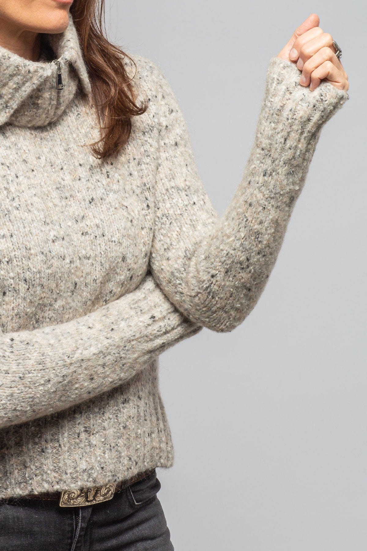 Axel's Country Collection Galway Donegal Knit Sweater In Ghiaccio Ladies - Sweaters