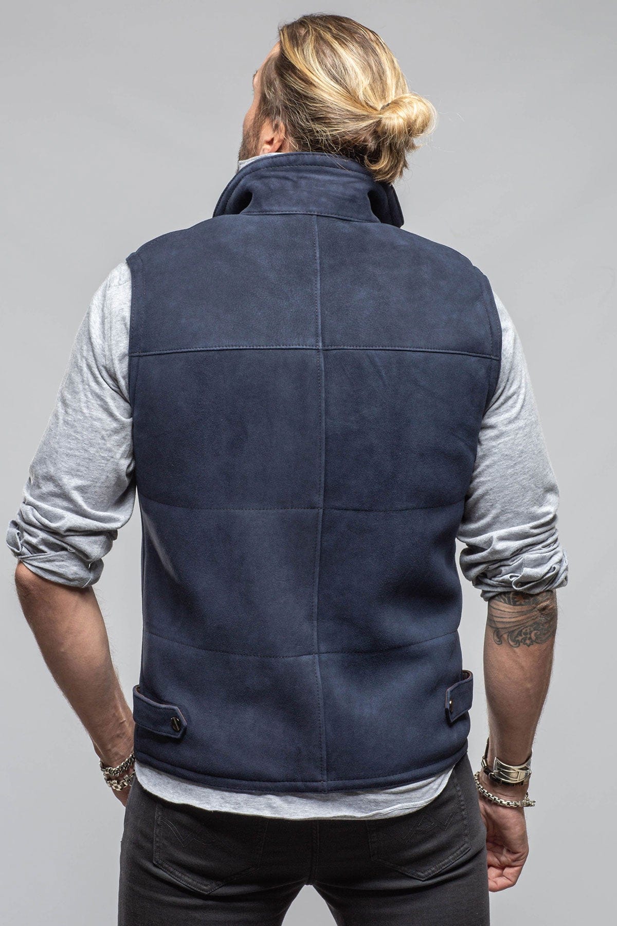Axel's Florence Collection Salish Shearling Vest In Navy Mens - Outerwear - Shearling