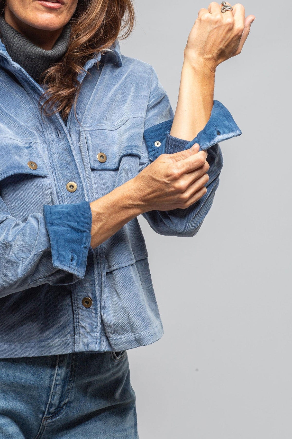 Axel's Premium Denim Betel Short Moleskin Jacket In Denim Ladies - Outerwear - Lightweight