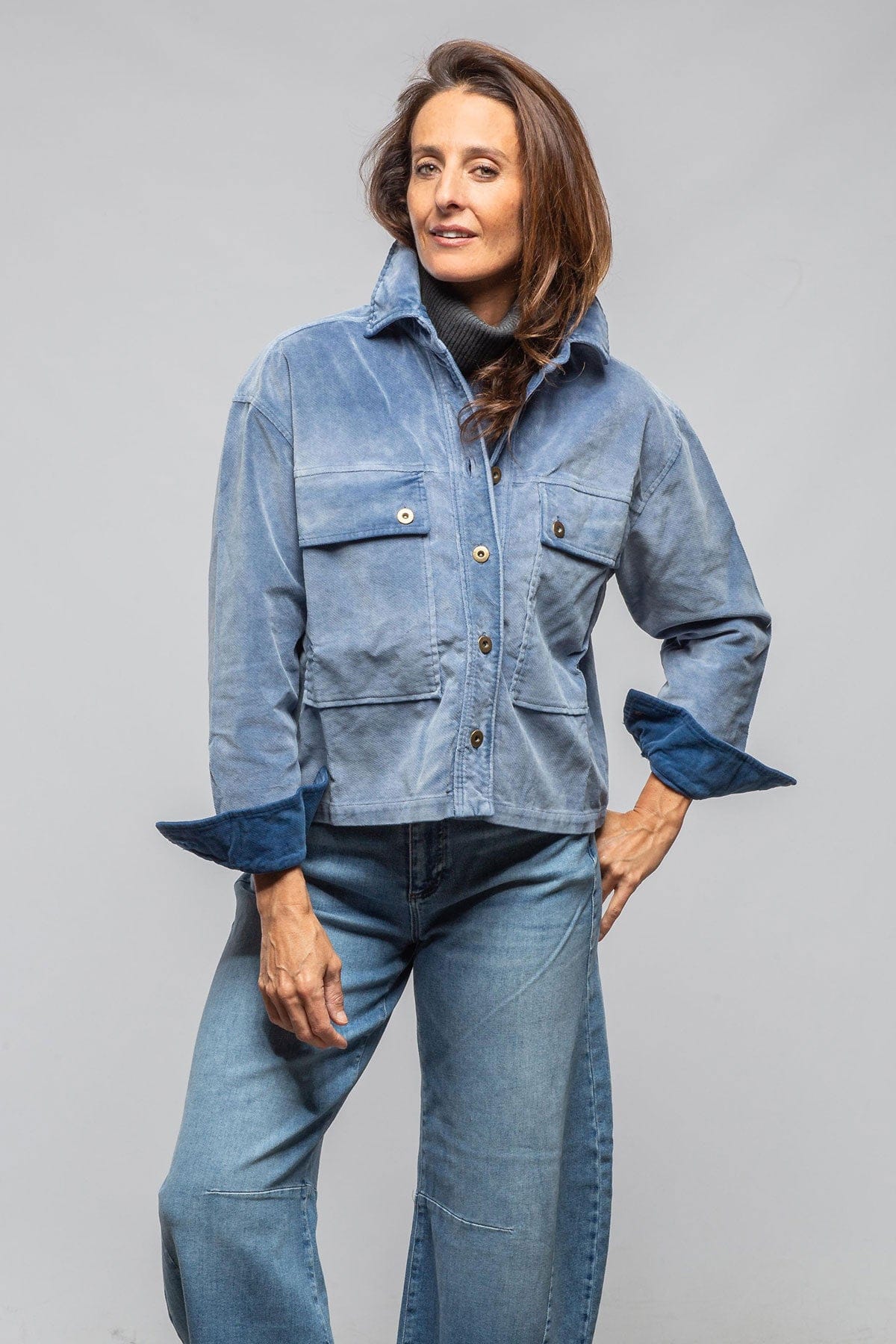 Axel's Premium Denim Betel Short Moleskin Jacket In Denim Ladies - Outerwear - Lightweight