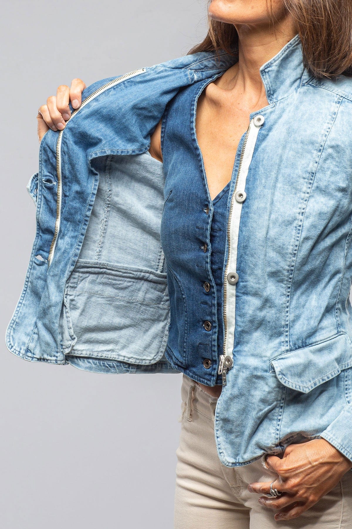 Evelyn Chambray Blazer In Oyster Blue - AXEL'S