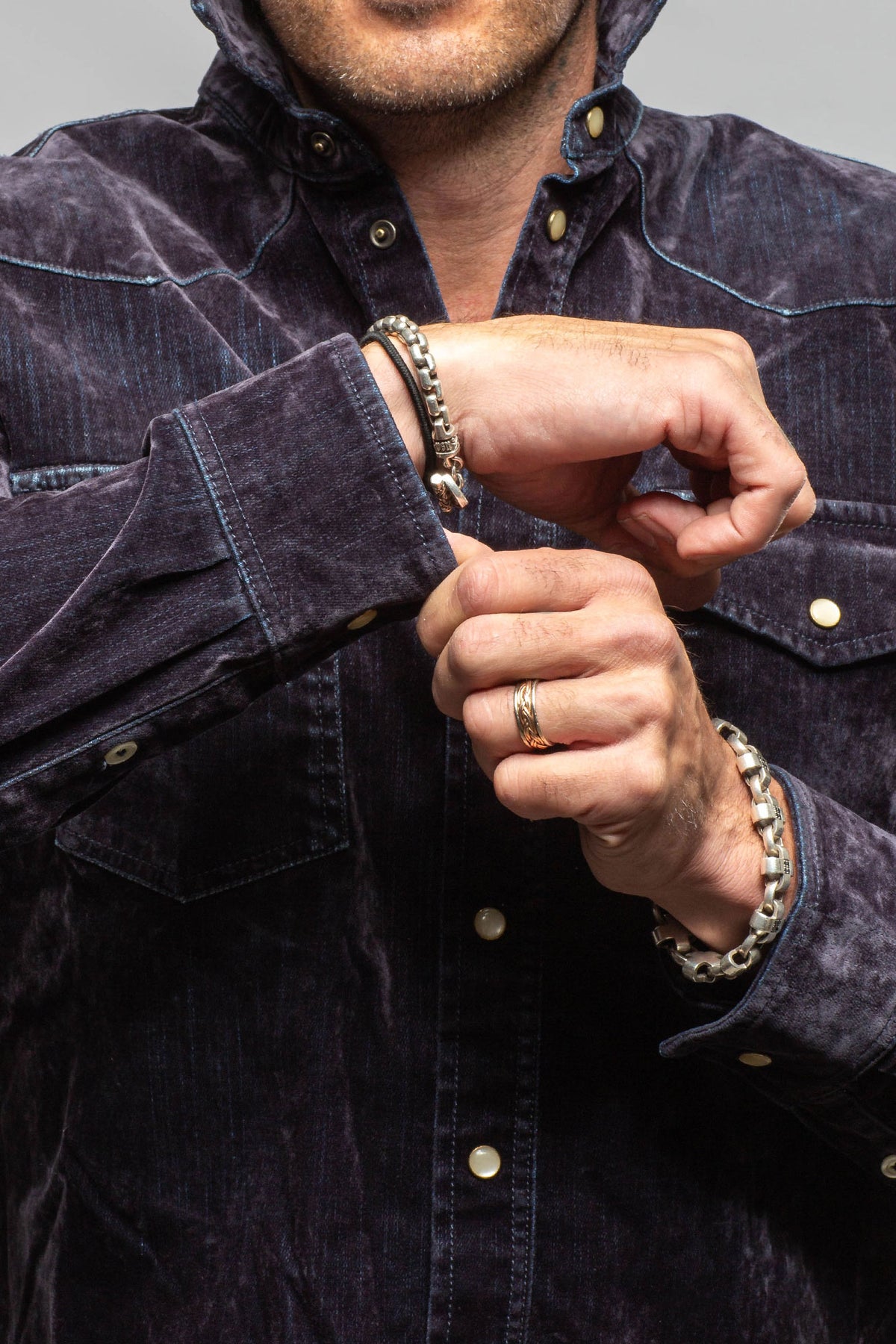Joey Flocked Snap Shirt In Navy - AXEL'S