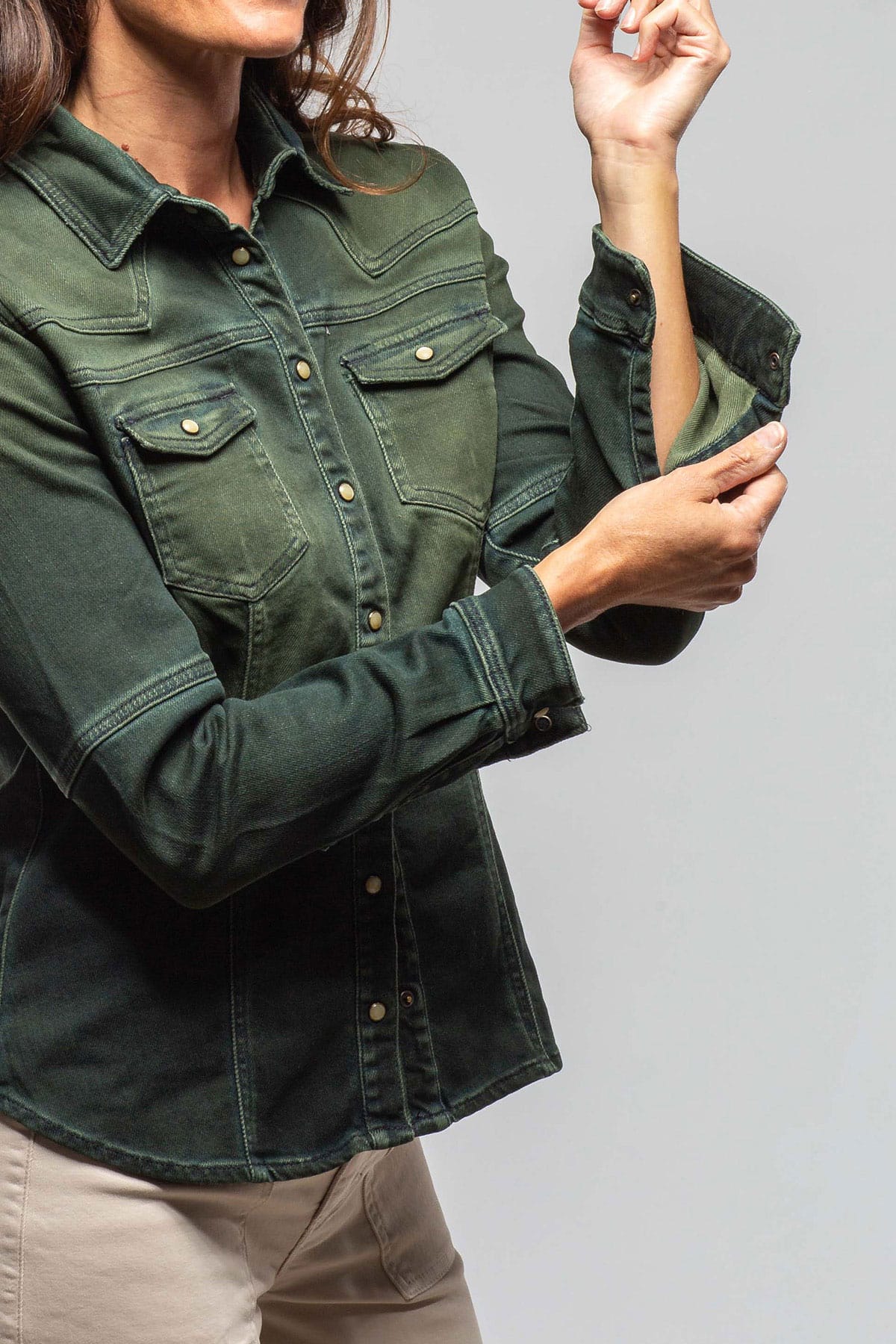 Maddi Fitted Western Snap Shirt In Avocado Over Dye - AXEL'S