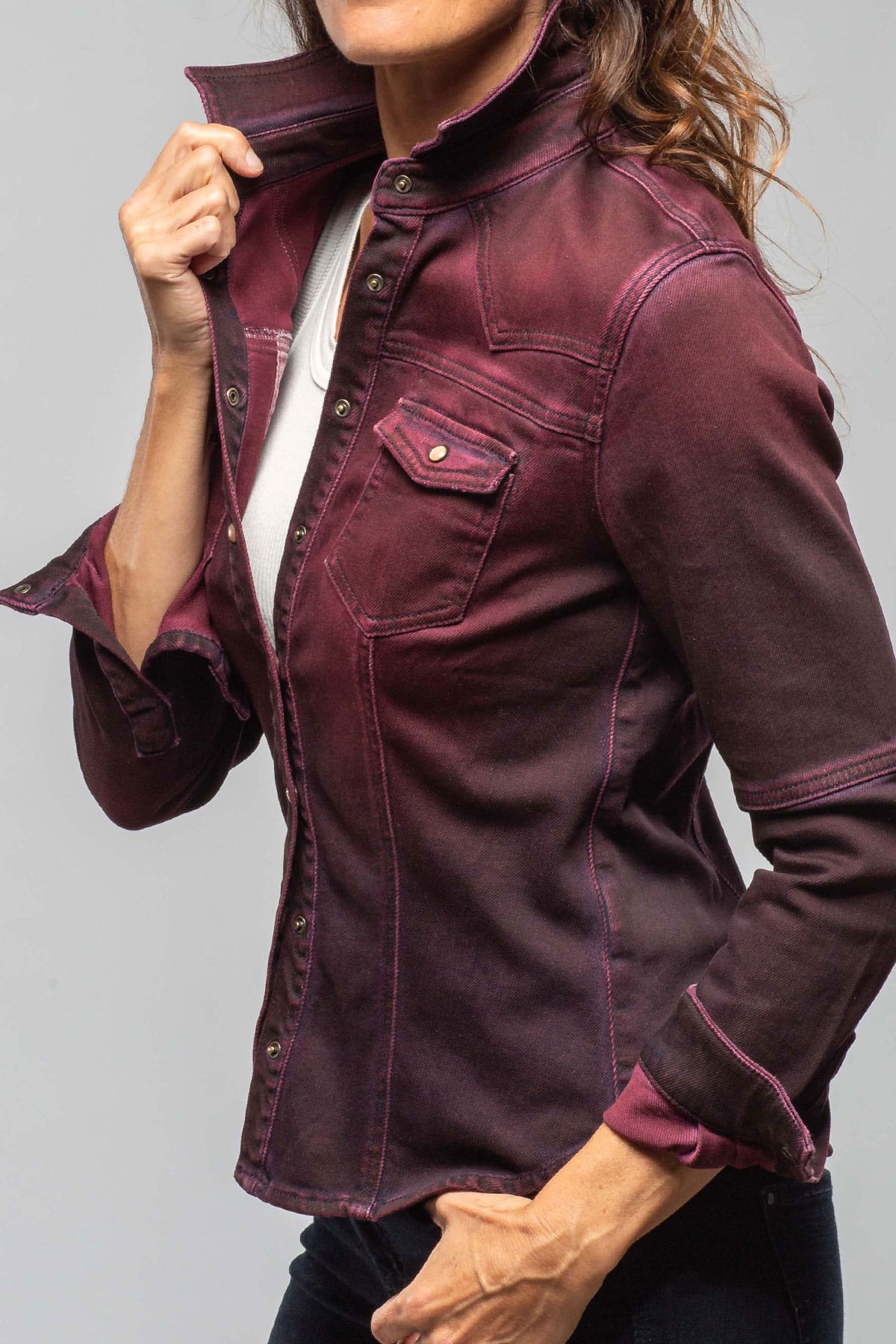 Maddi Fitted Western Snap Shirt In Bordeaux Over Dye - AXEL'S