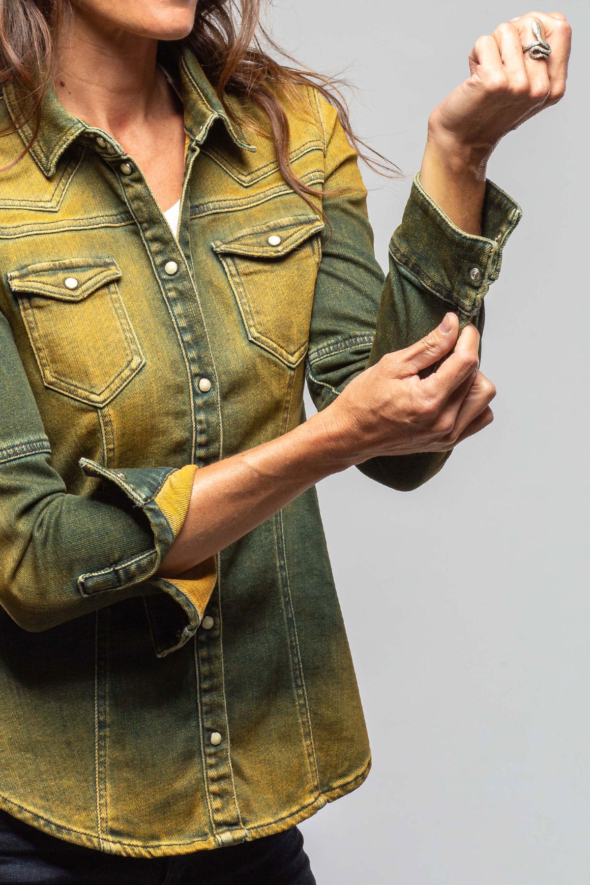 Maddi Fitted Western Snap Shirt In Marigold - AXEL'S