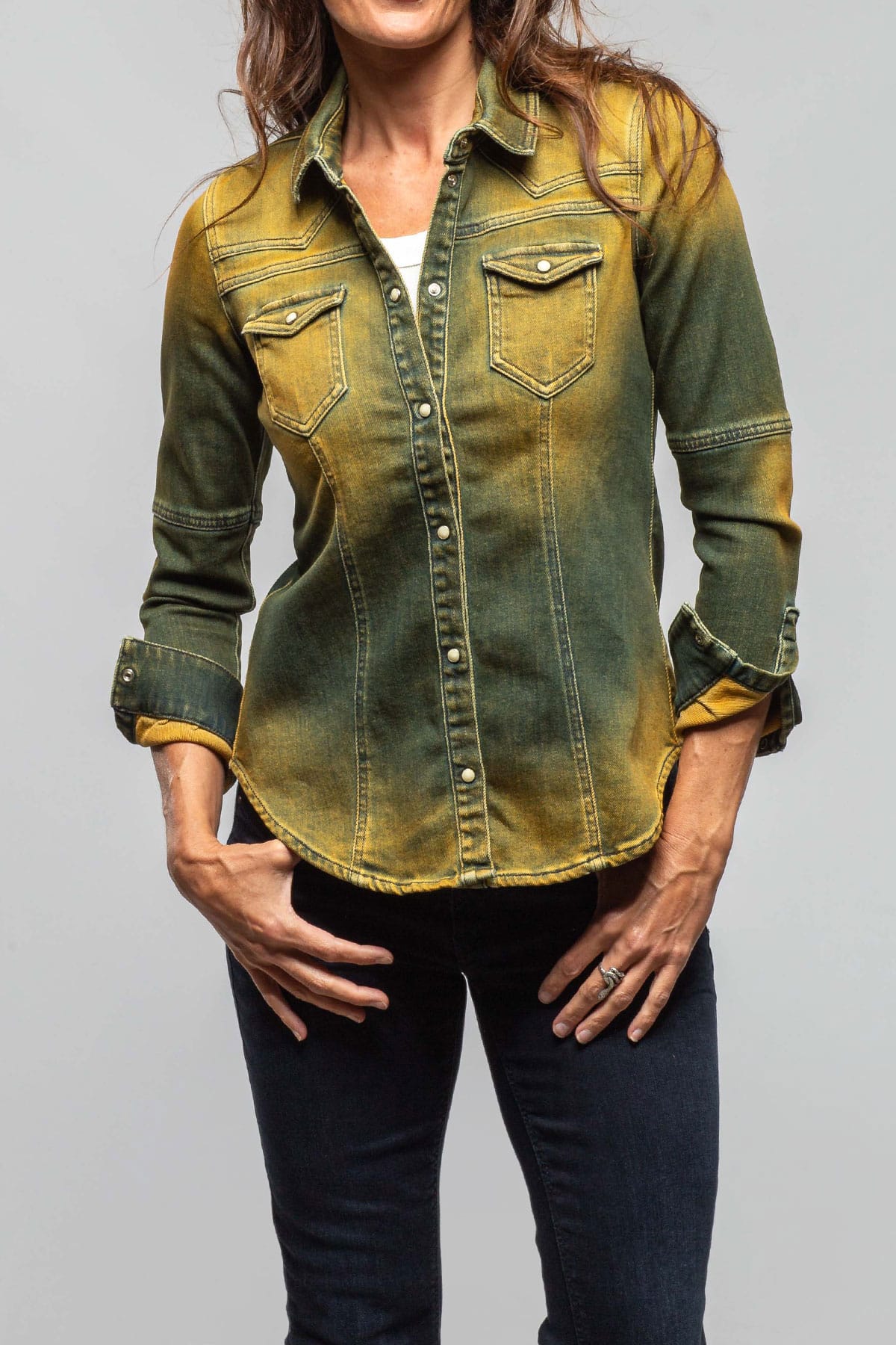 Maddi Fitted Western Snap Shirt In Marigold - AXEL'S
