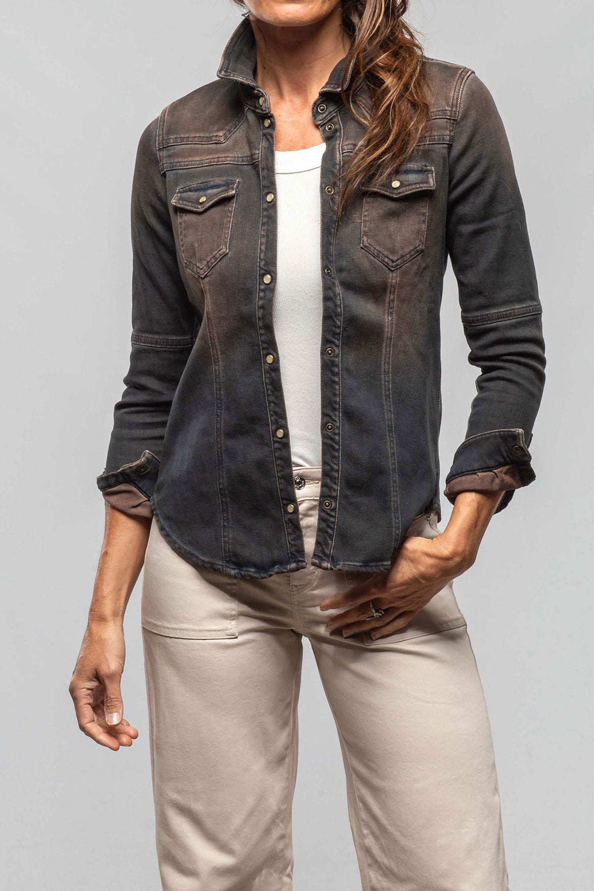 Maddi Fitted Western Snap Shirt In Wenge Over Dye - AXEL'S
