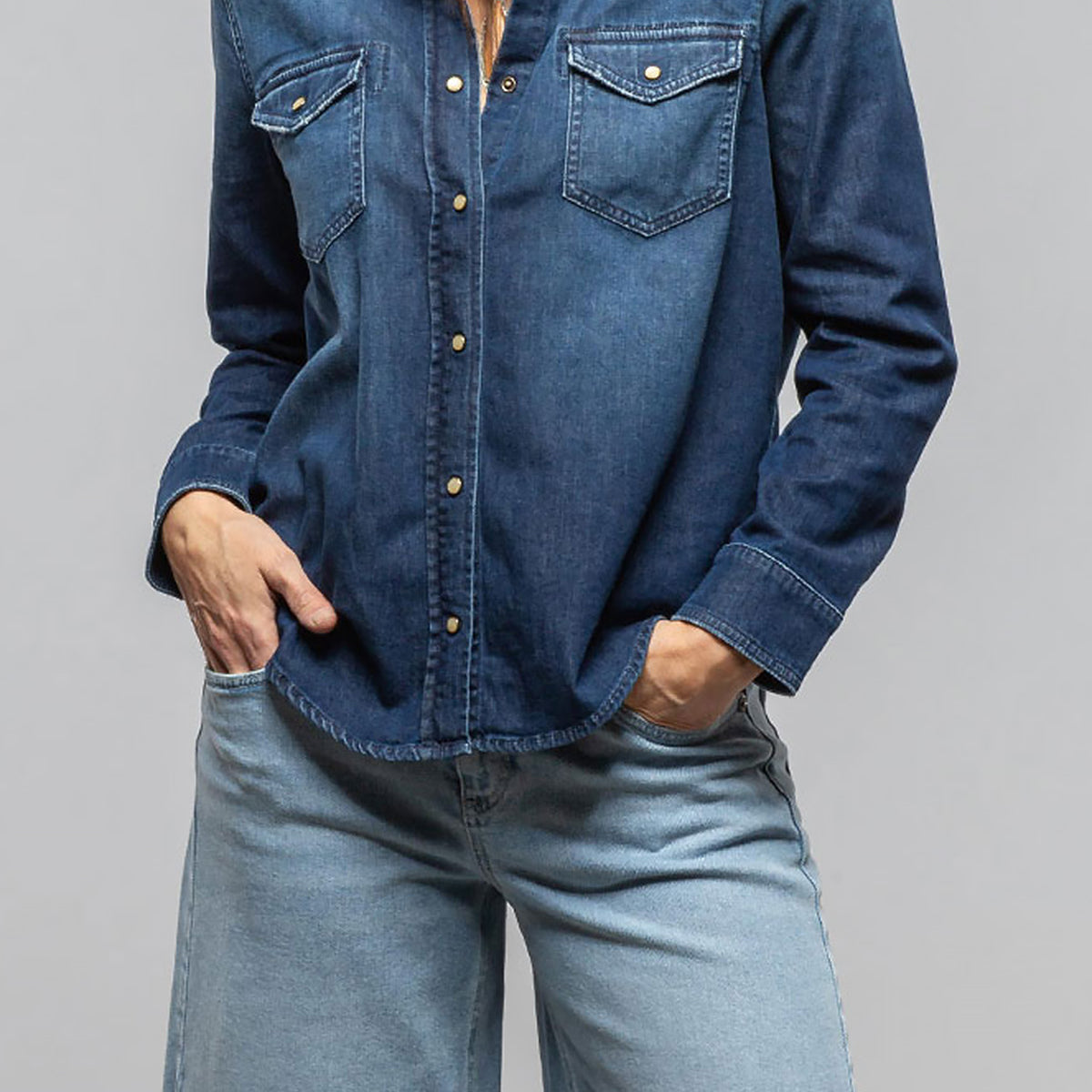Ricky Western Chambray Shirt In Mid Dark Blue, Denim / 42 (US 4/6)