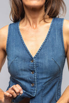 Scottie Short Denim Vest In Mid Dark Blue - AXEL'S