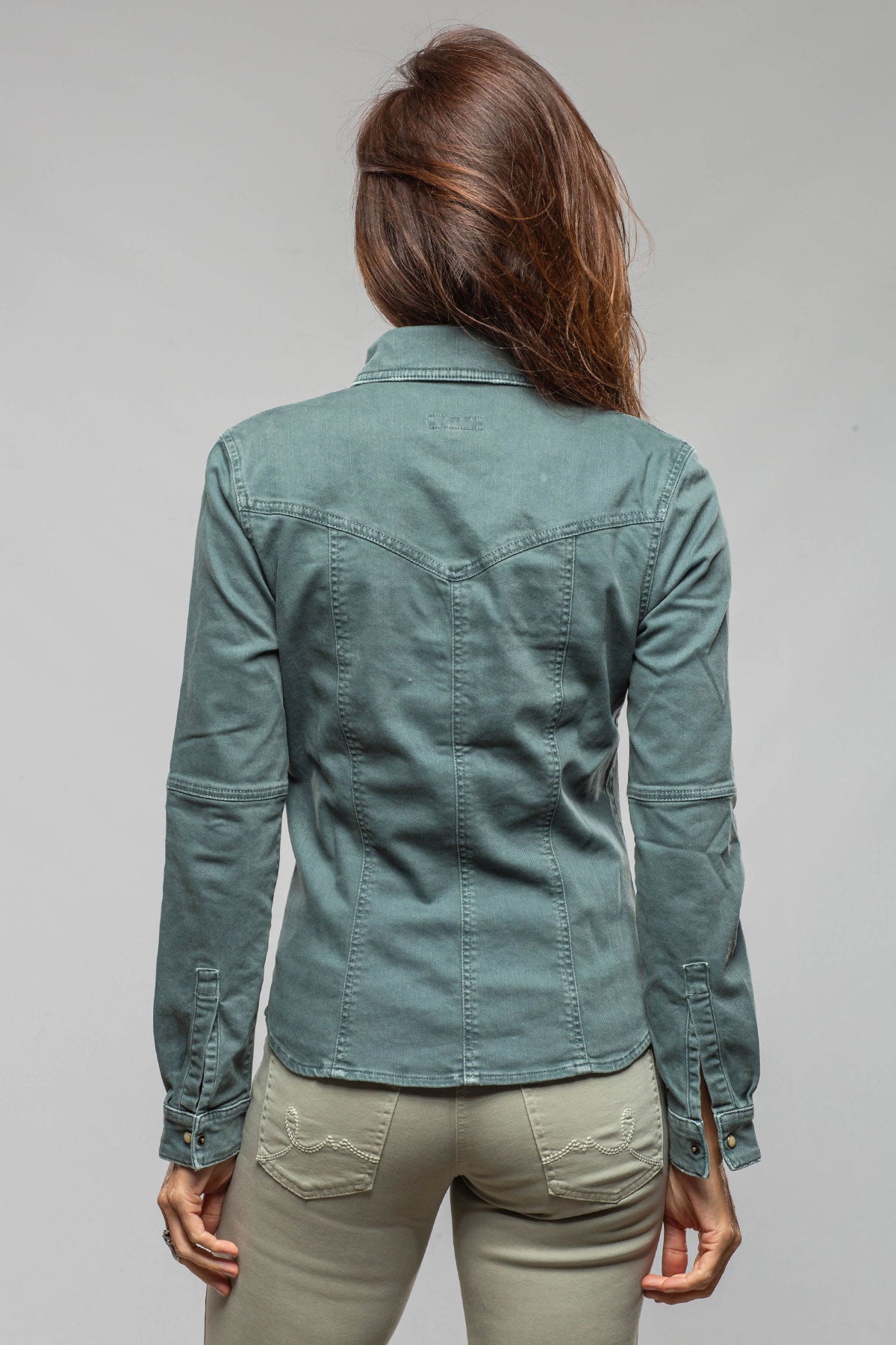 Sweetwater Denim Shirt In Ottanio - AXEL'S