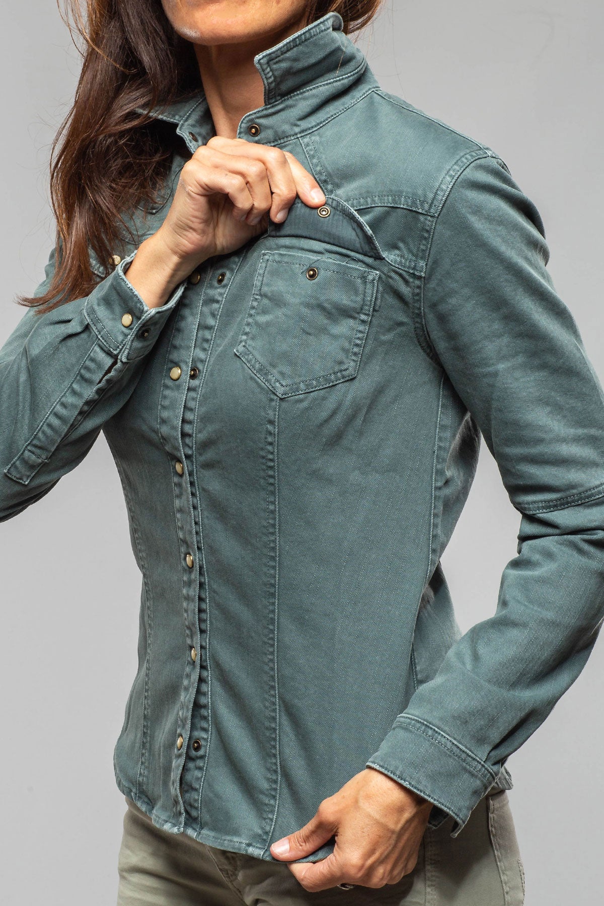 Sweetwater Denim Shirt In Ottanio - AXEL'S