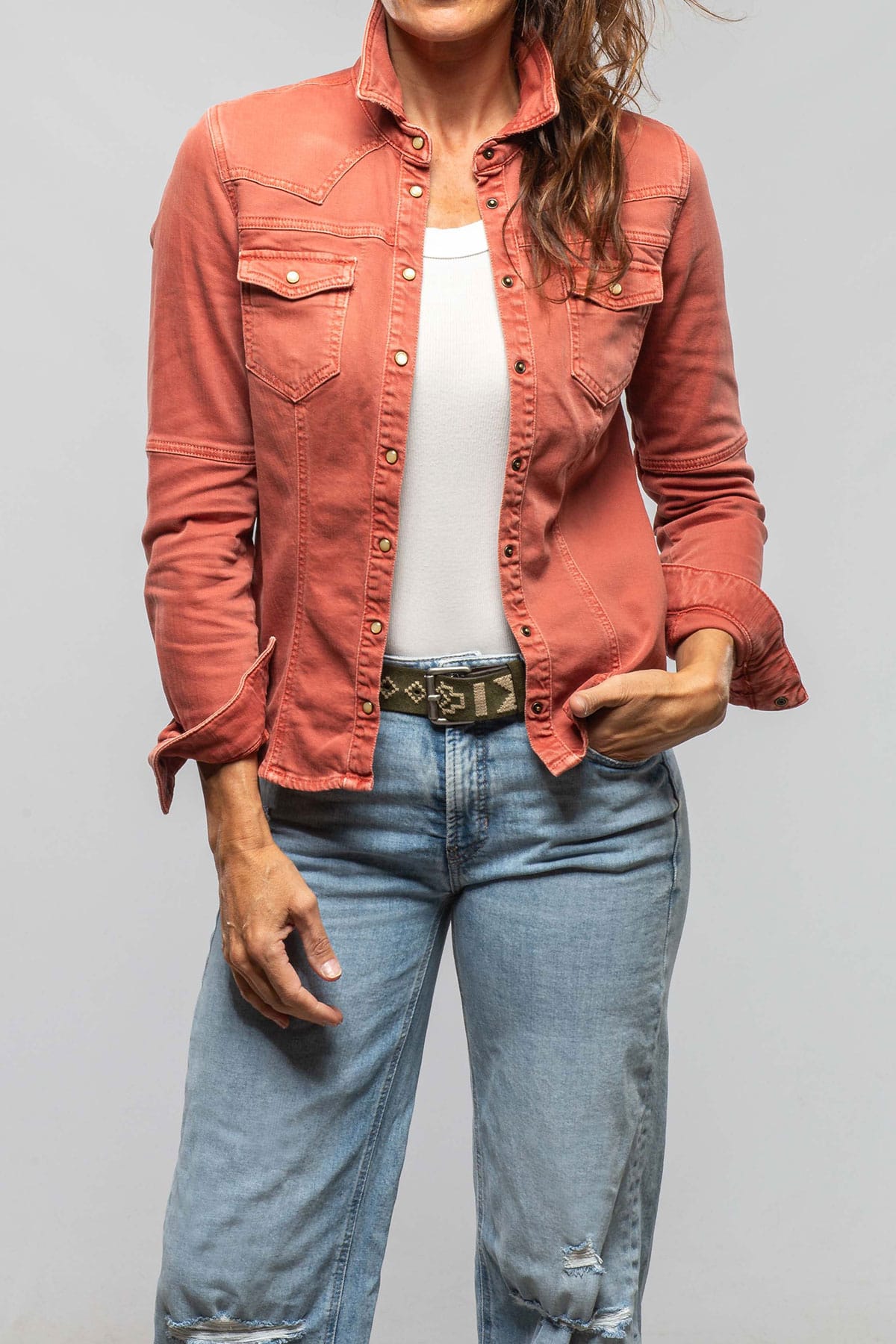 Sweetwater Denim Shirt In Washed Corallo - AXEL'S