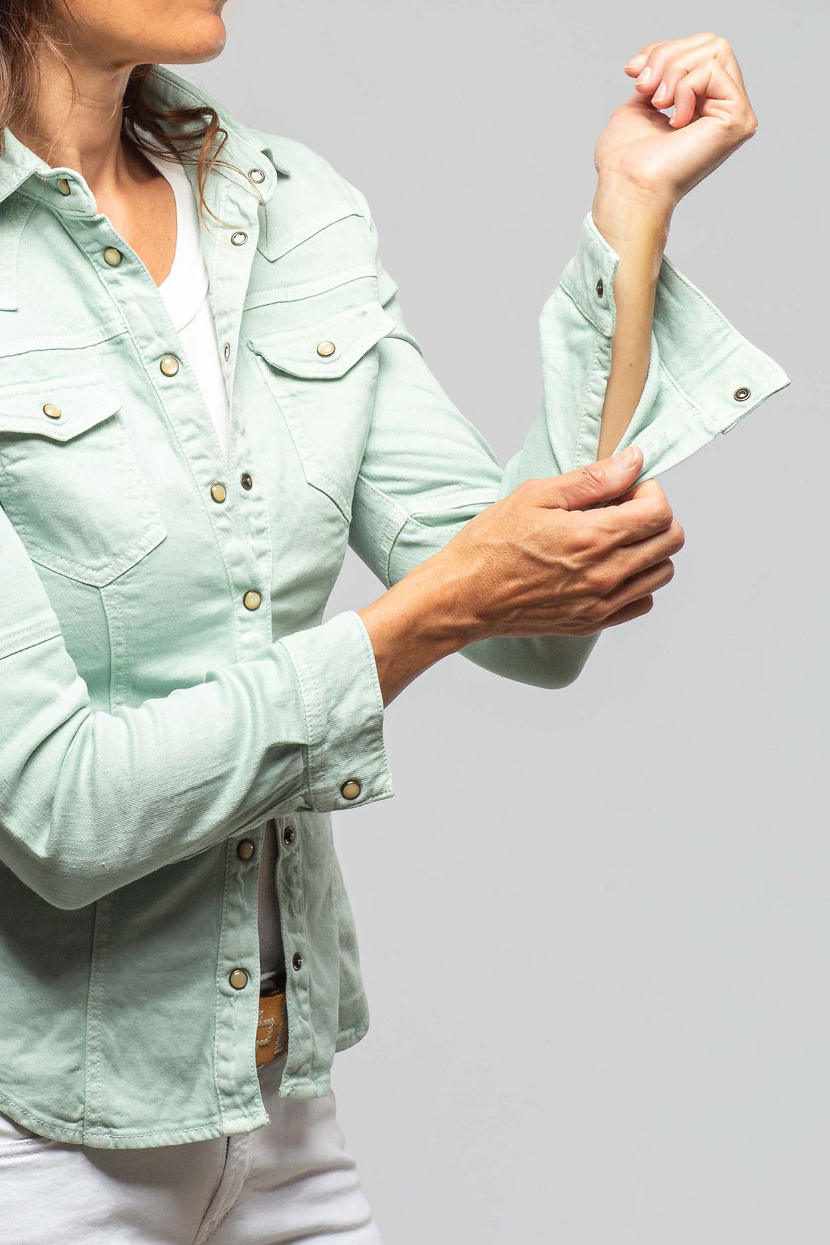 Yarmony Linen-Cotton Snap Shirt In Spearmint - AXEL'S
