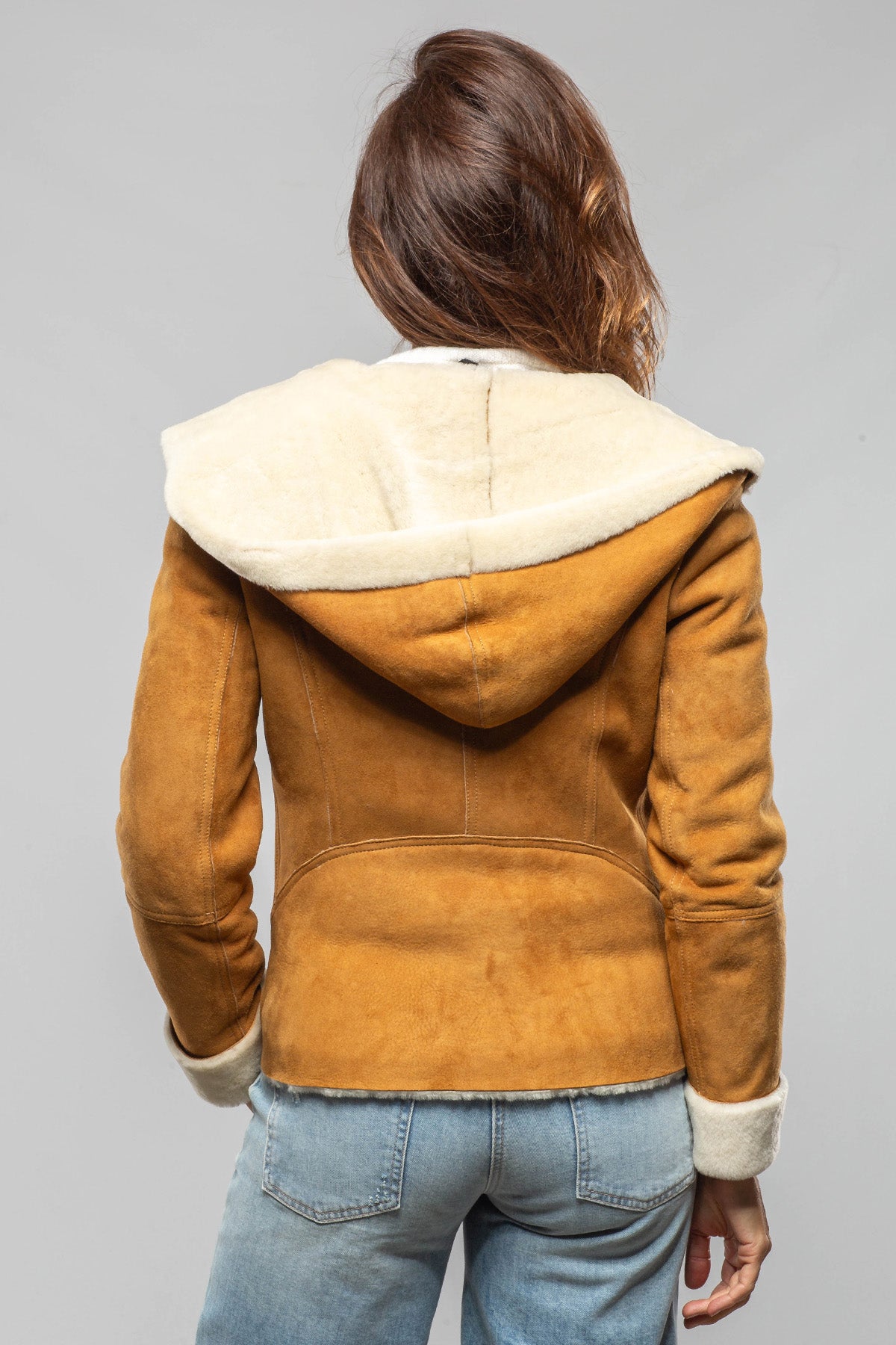 Lingon Short Side Zip Hooded Shearling In Cognac - AXEL'S