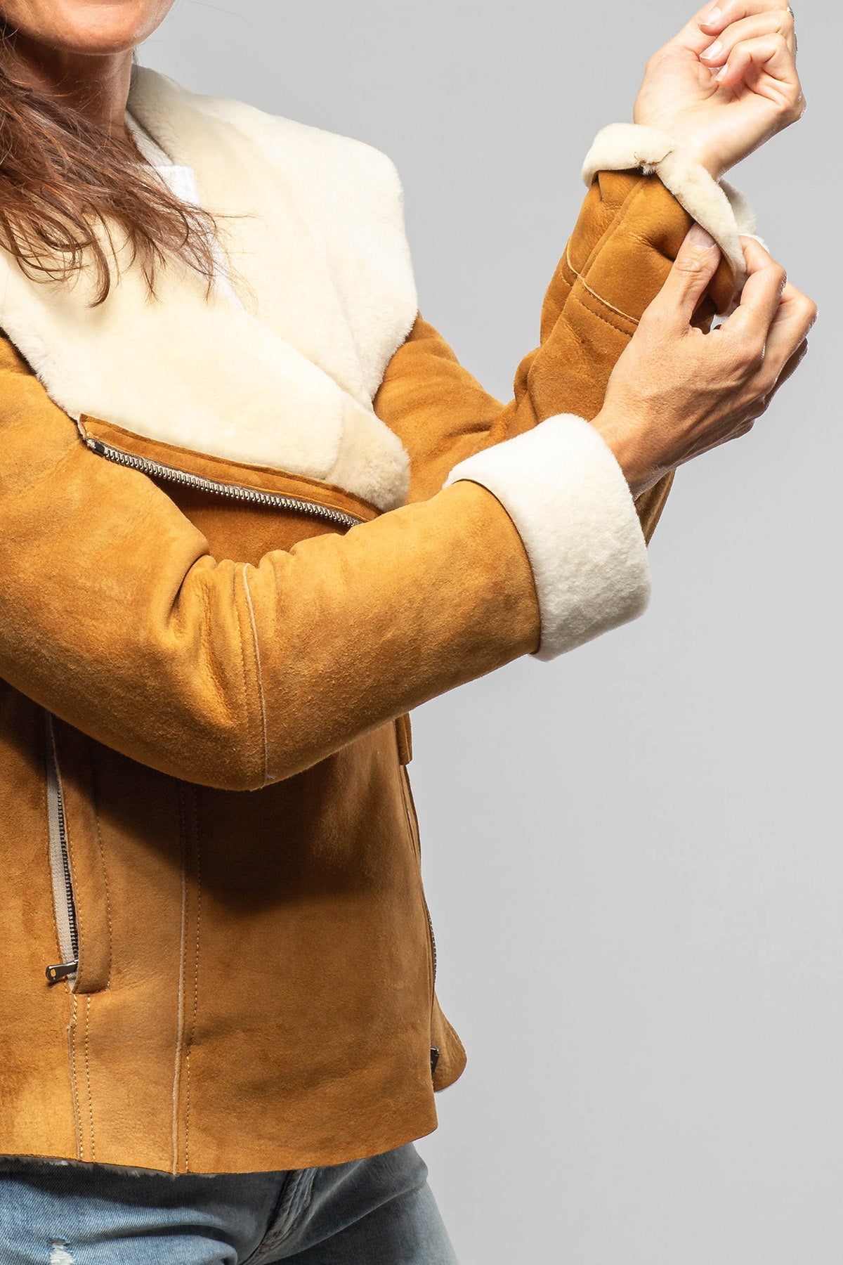 Lingon Short Side Zip Hooded Shearling In Cognac - AXEL'S