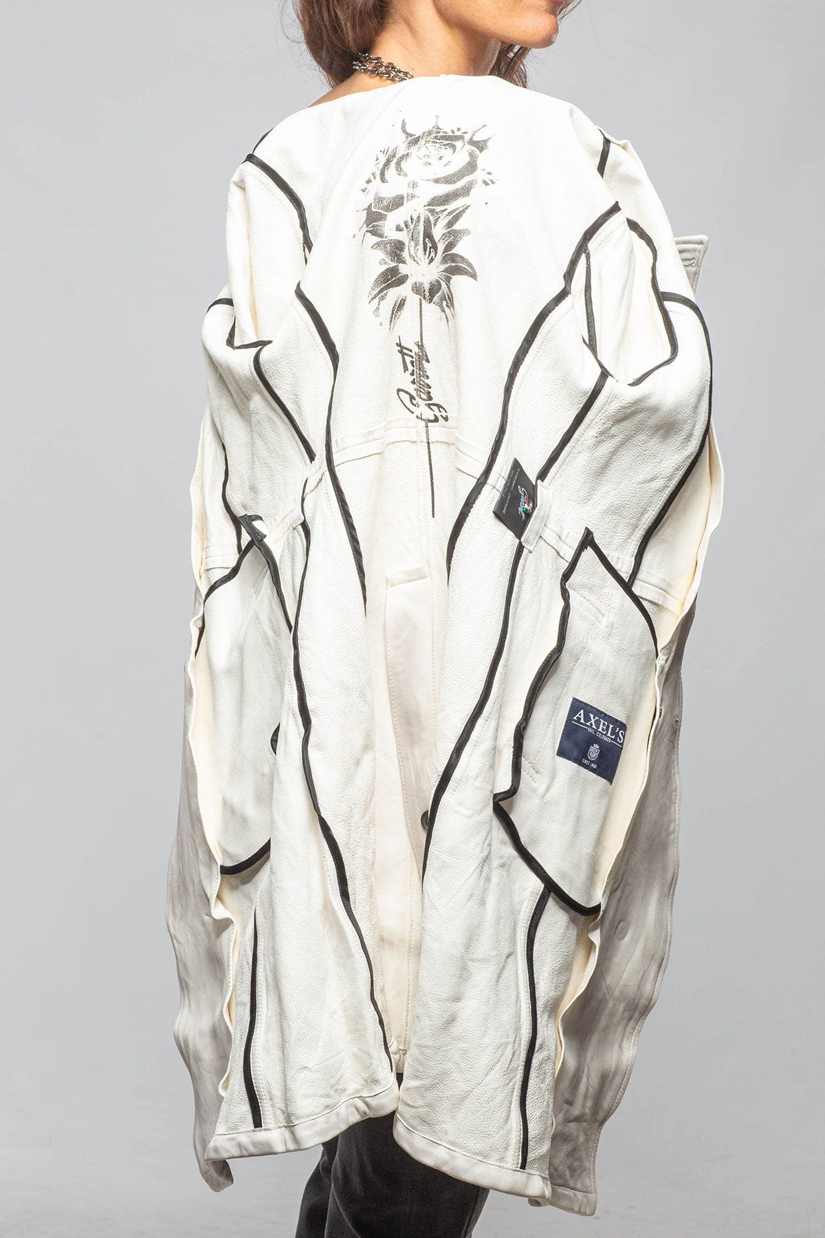 Tori Leather Trench In Plaster White - AXEL'S