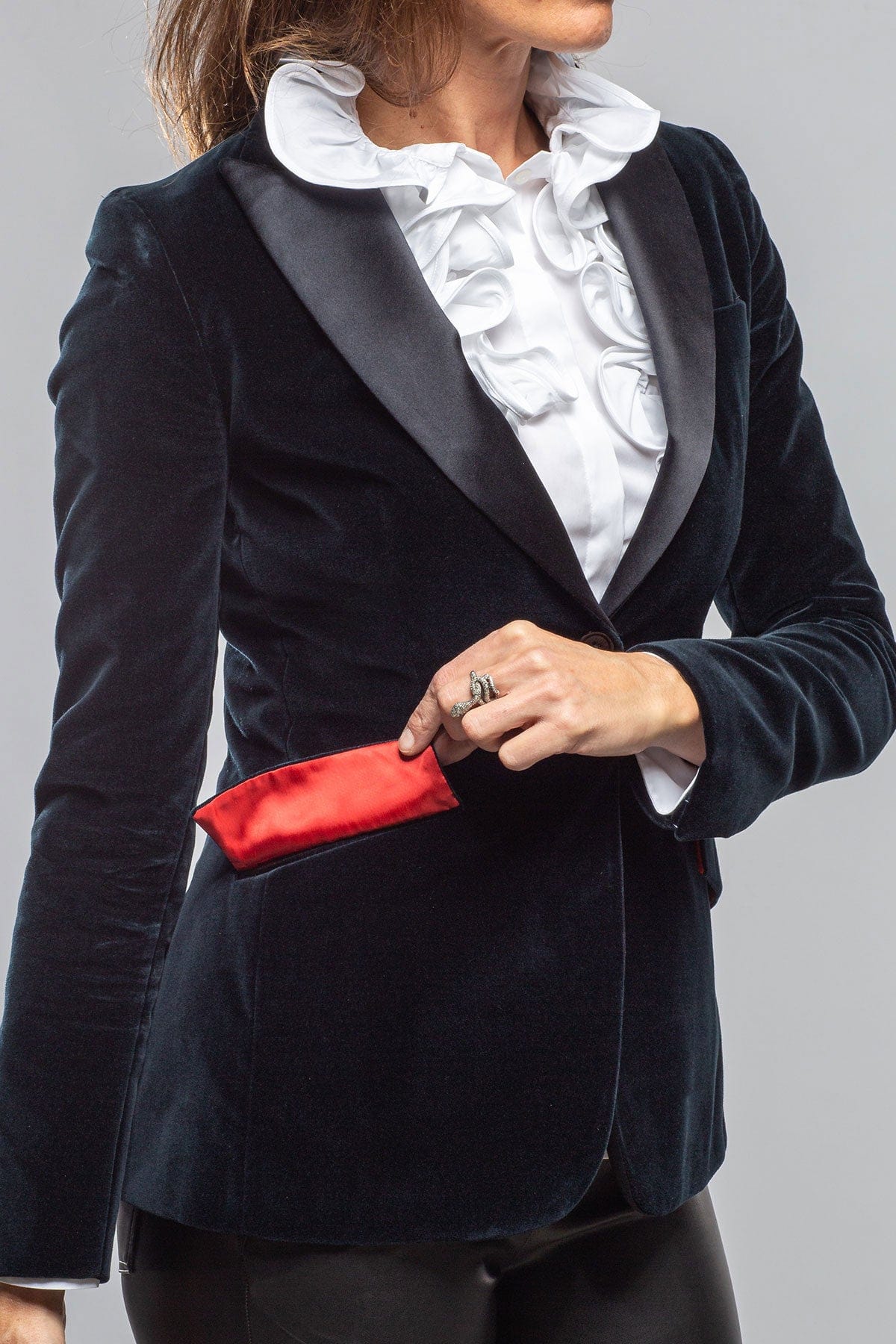 Belvest Belvedere Velvet Tuxedo Jacket In Navy Ladies - Tailored - Jackets