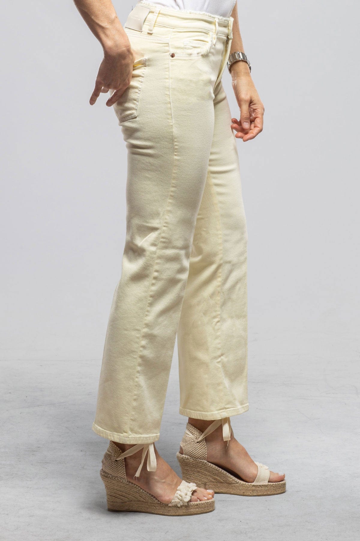 Francesca Cropped Jean In Yellow - AXEL'S