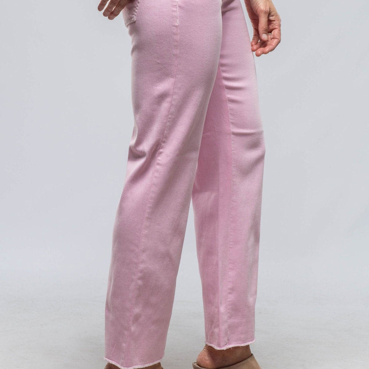 Francesca Cropped Jeans in Light Pink - AXEL'S