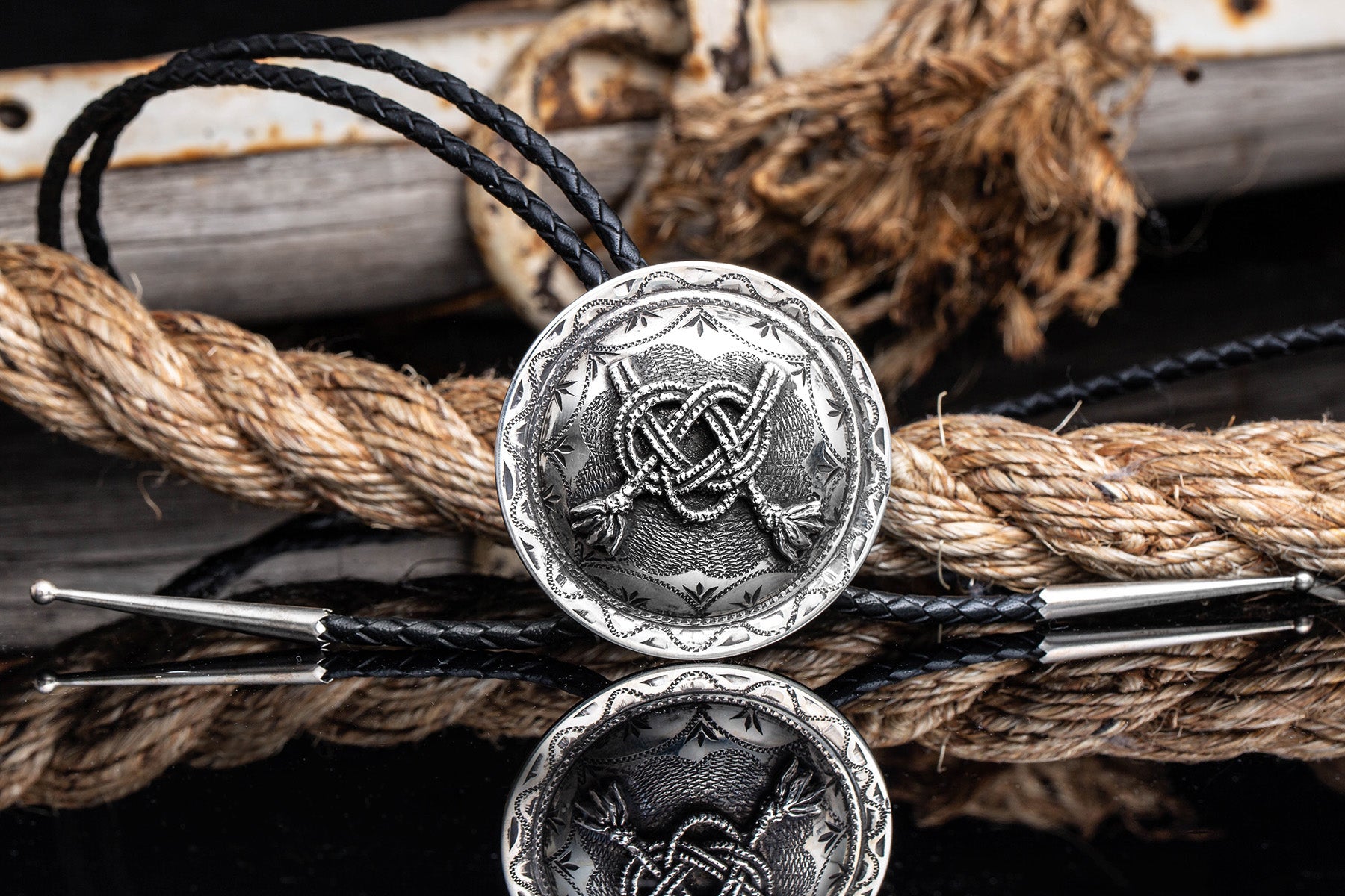 Alamar Knot Bolo Tie - AXEL'S