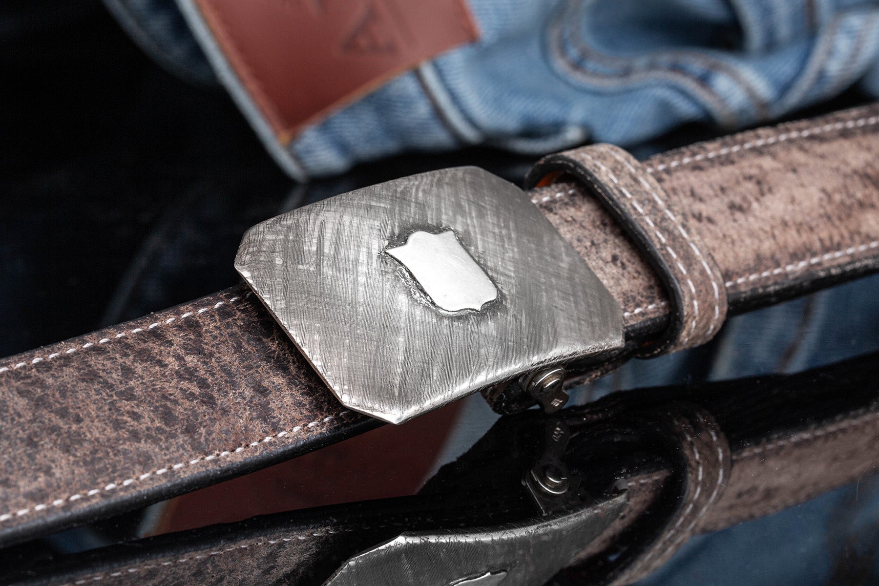 Charlie Shield Dress Buckle - AXEL'S