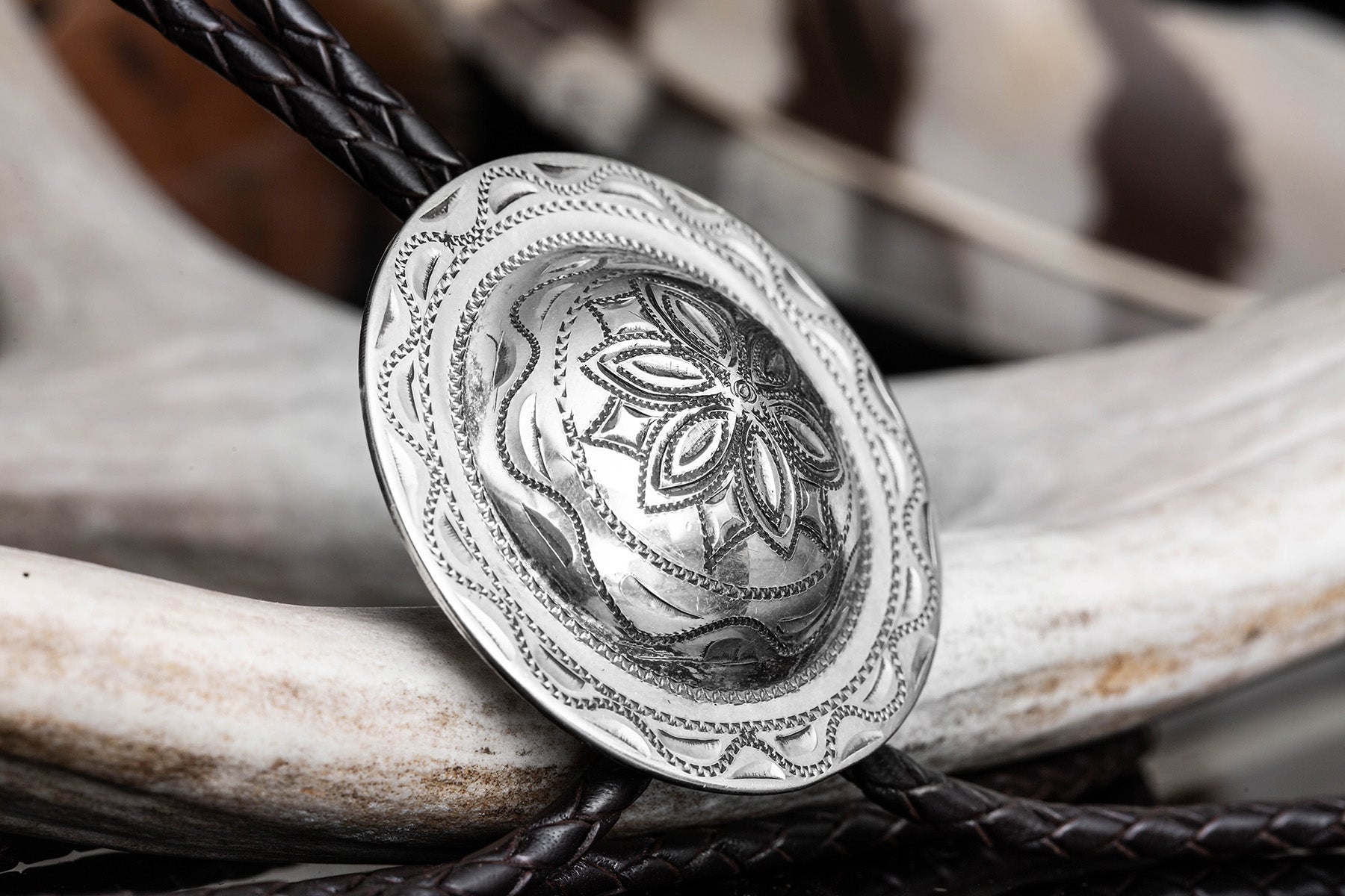 Classic Concho Bolo Tie - AXEL'S