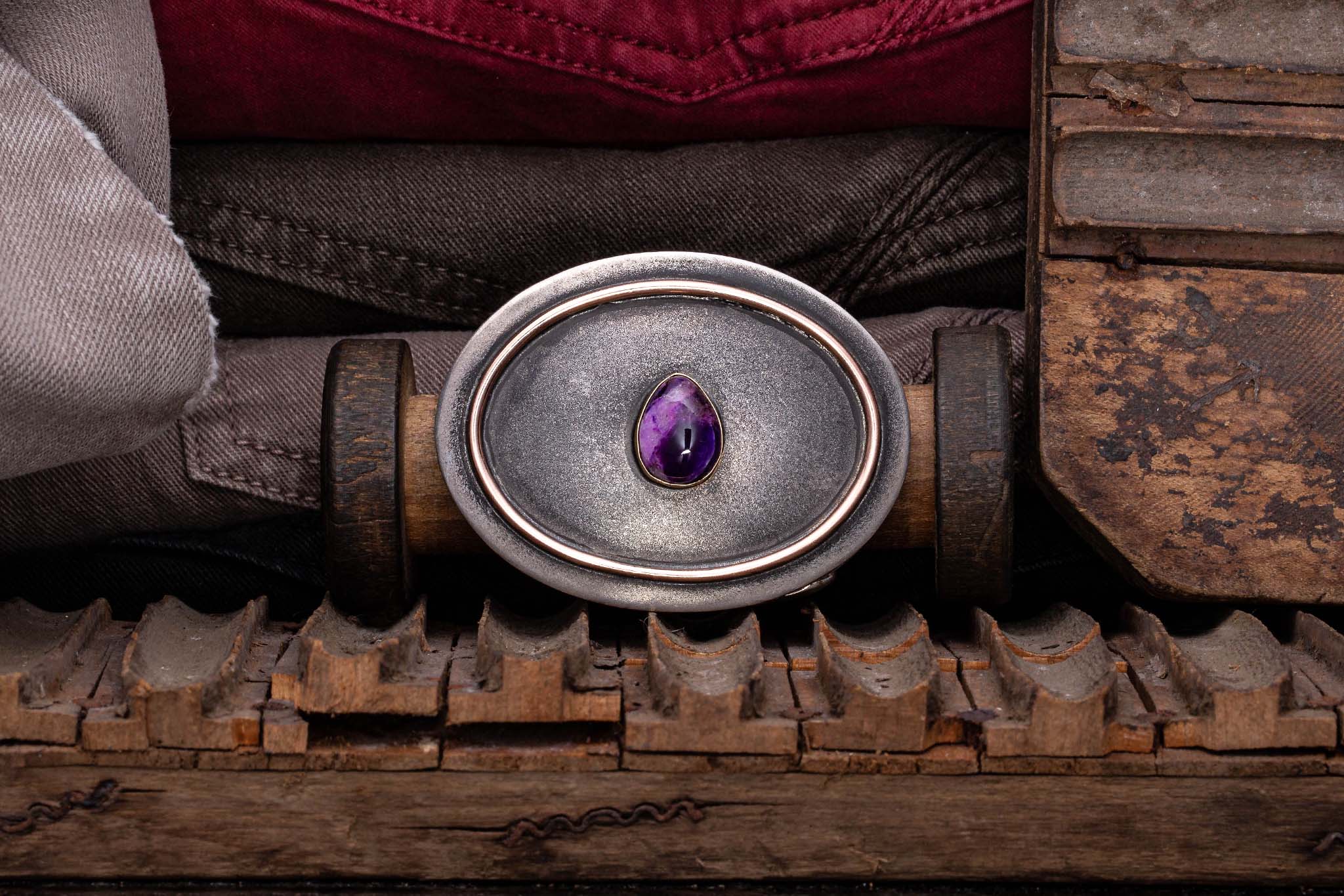 Sutro Rangely Sugilite - AXEL'S