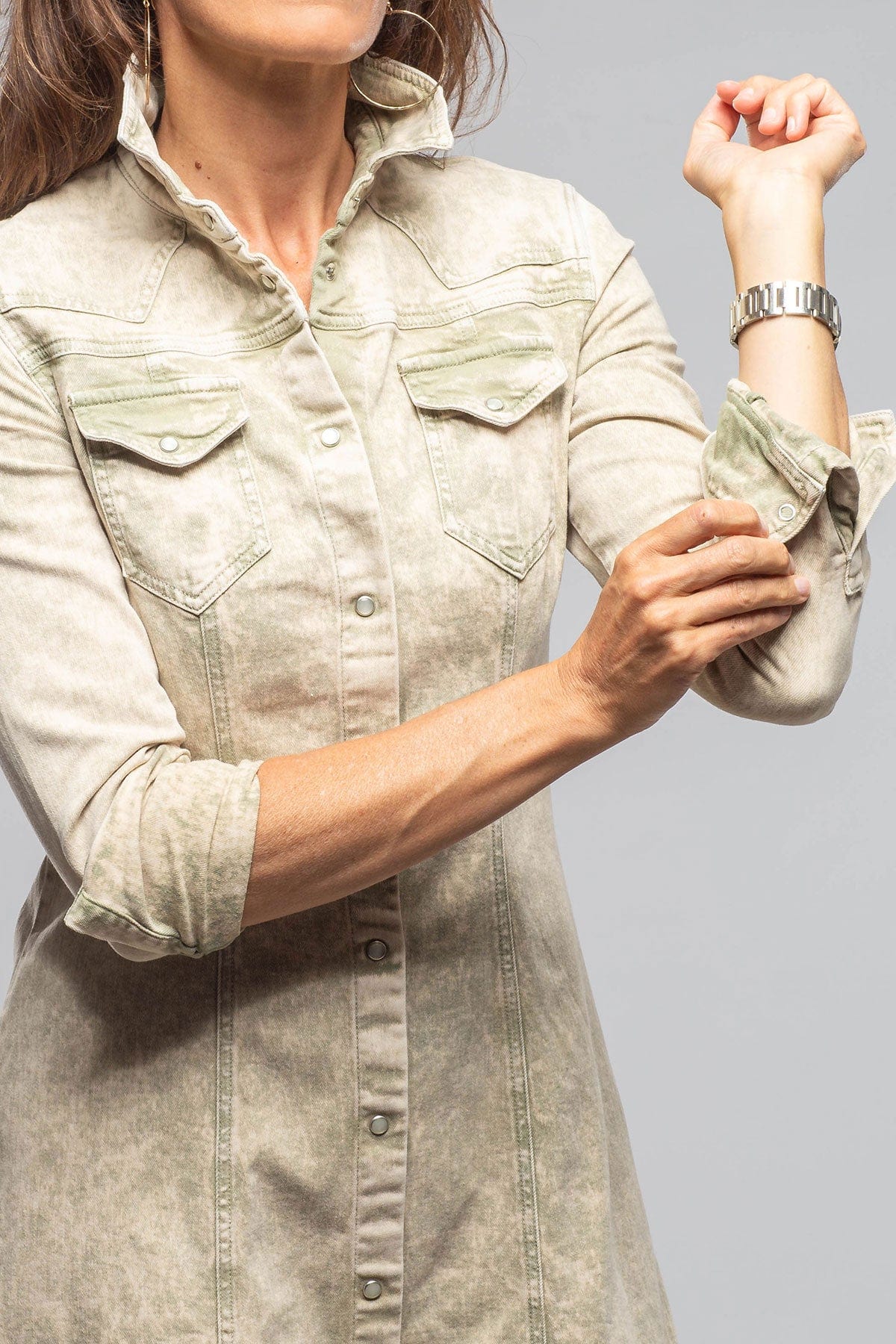 Cody Snap Dress In Washed Sage Green - AXEL'S