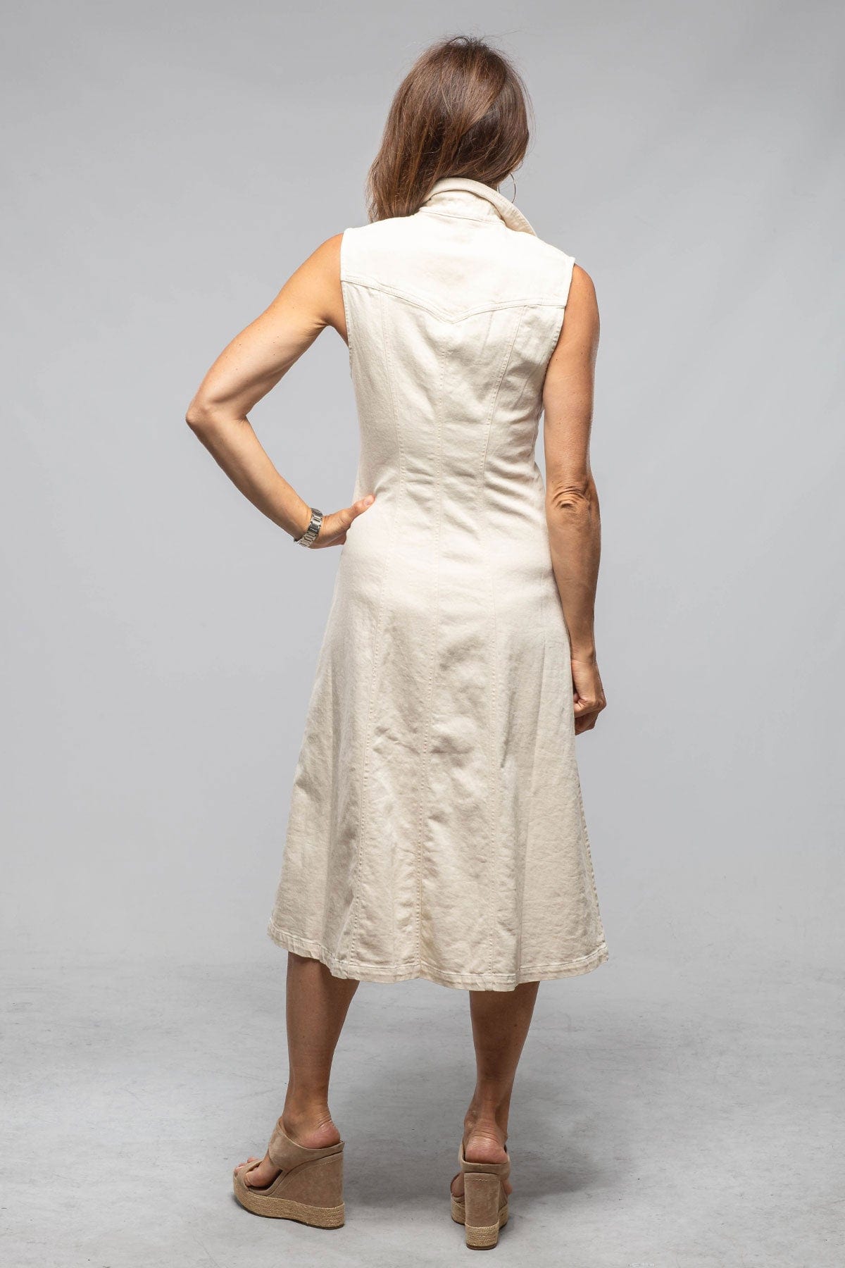 Cody Snap Sleeveless Dress In Natural - AXEL'S