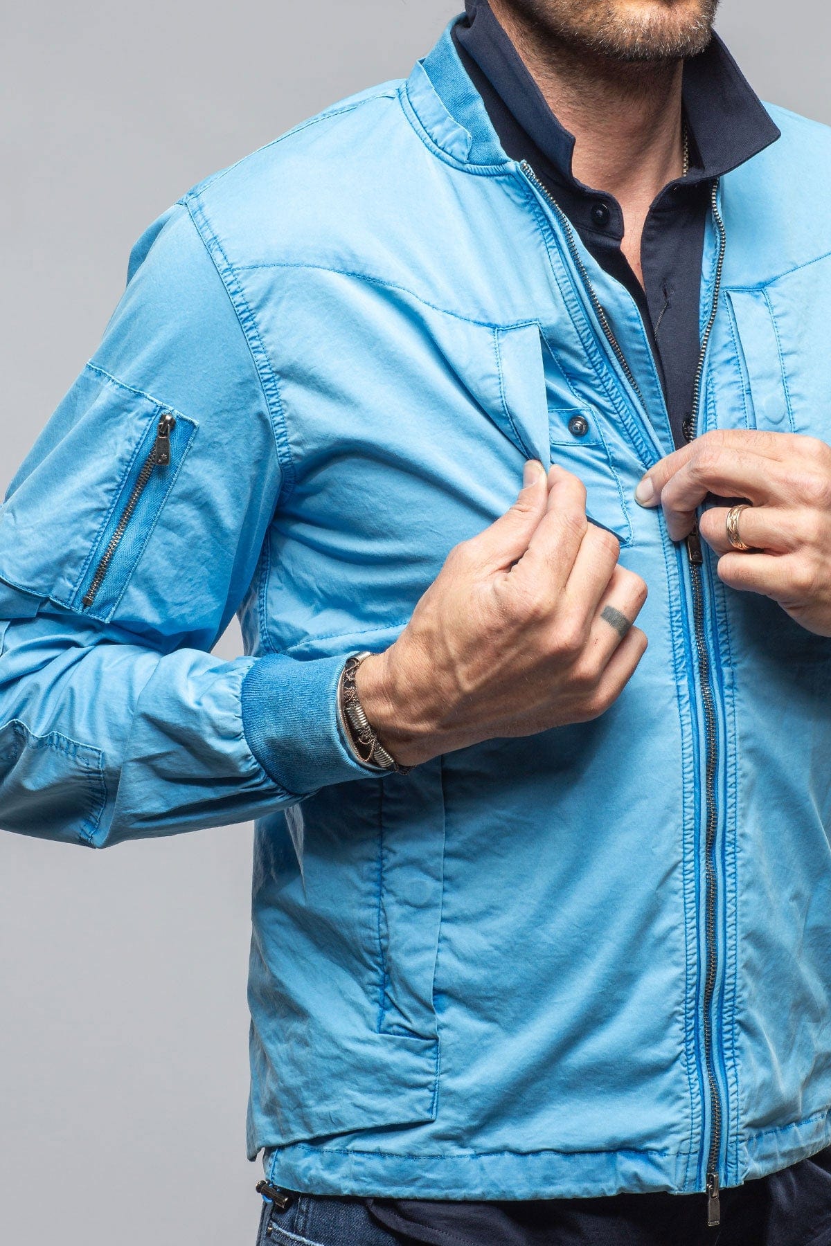 Nauru Cargo Jacket In Cendre Blue - AXEL'S
