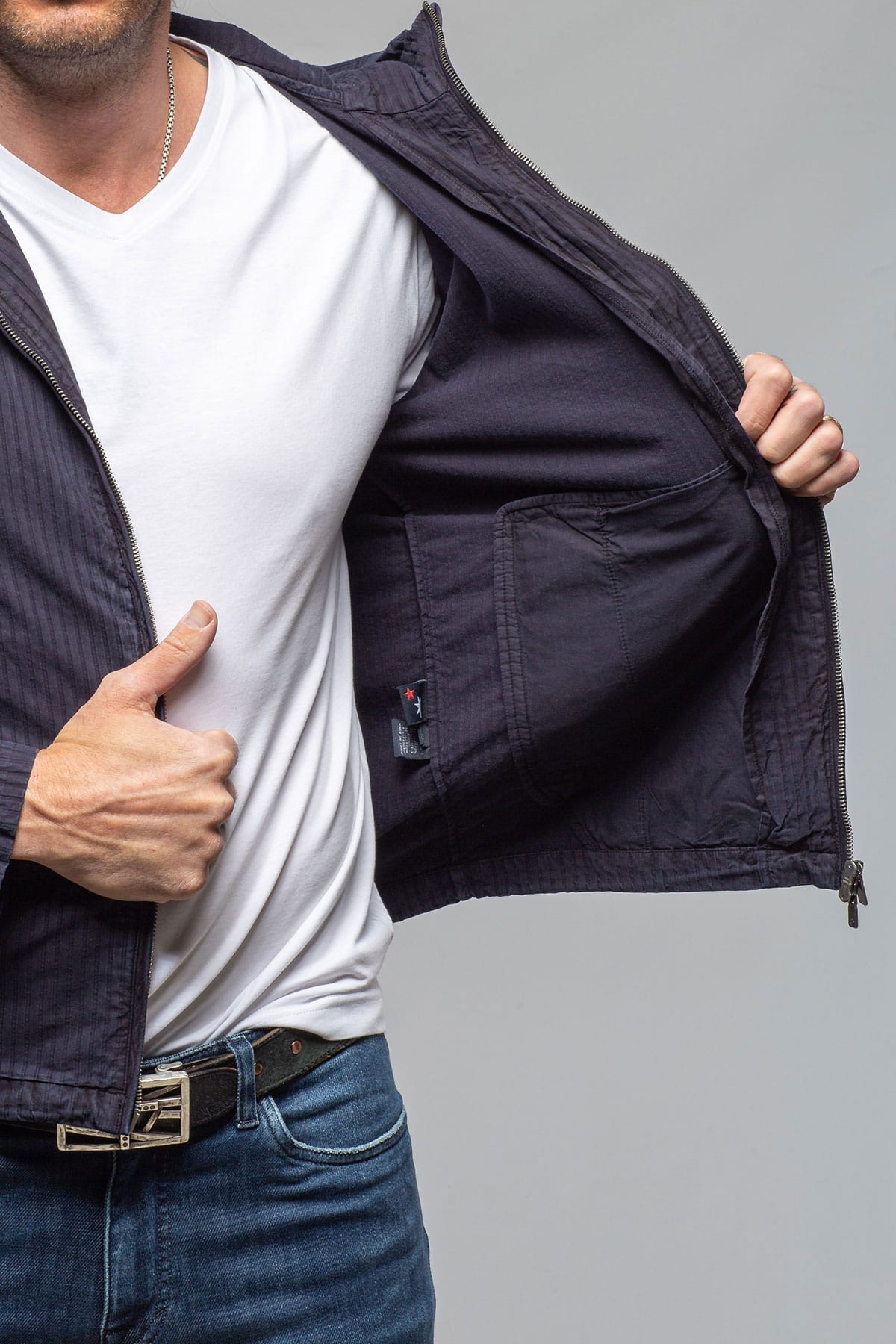 Pitcairn Light Jacket In Dark Navy - AXEL'S