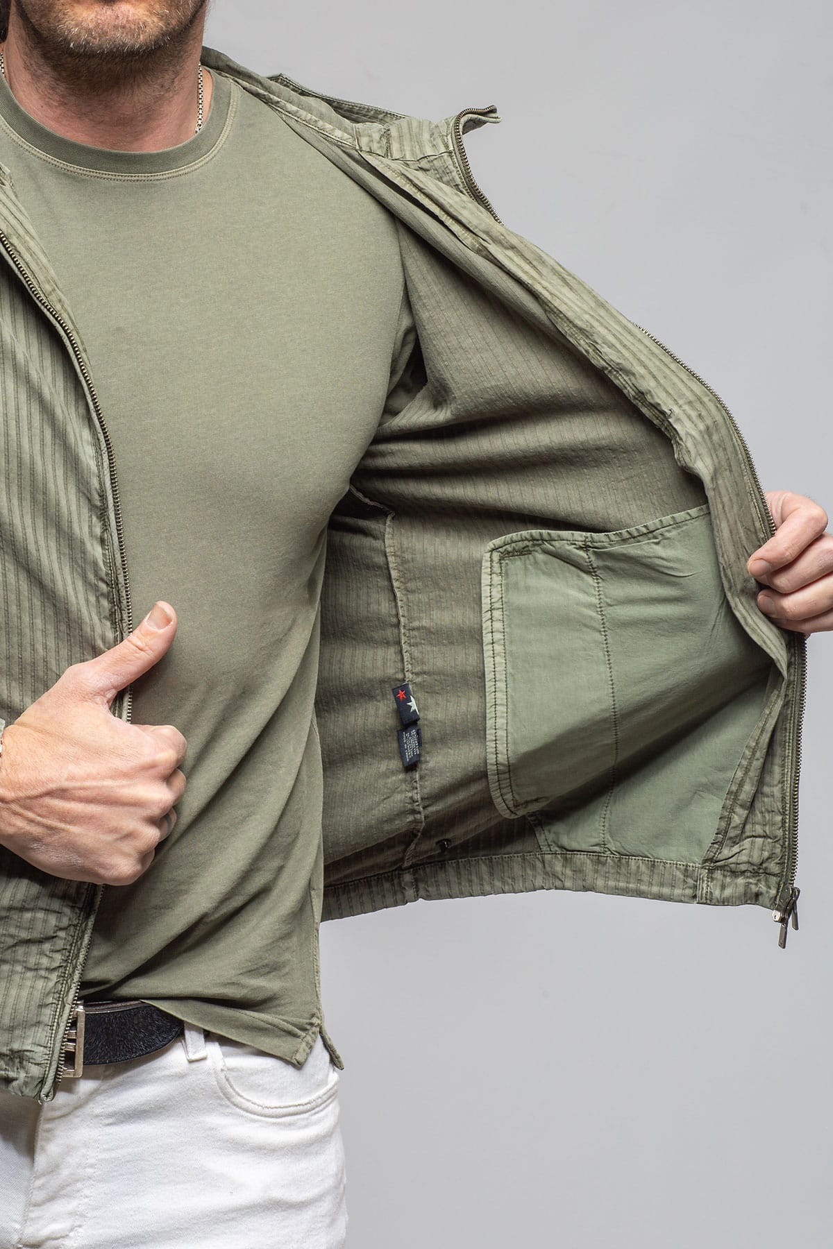 Pitcairn Light Jacket In Olive - AXEL'S