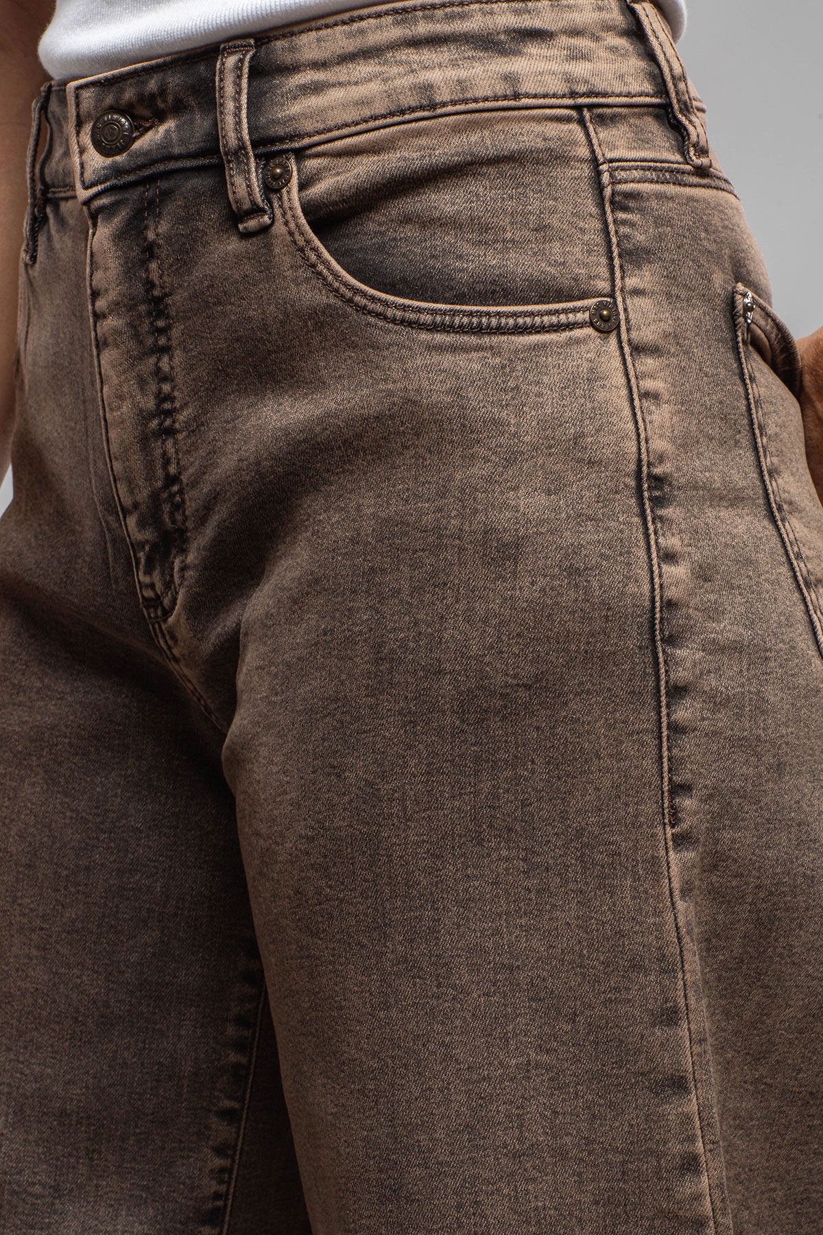 MAC Dakota Barrel In Brown Crinkle Wash - AXEL'S