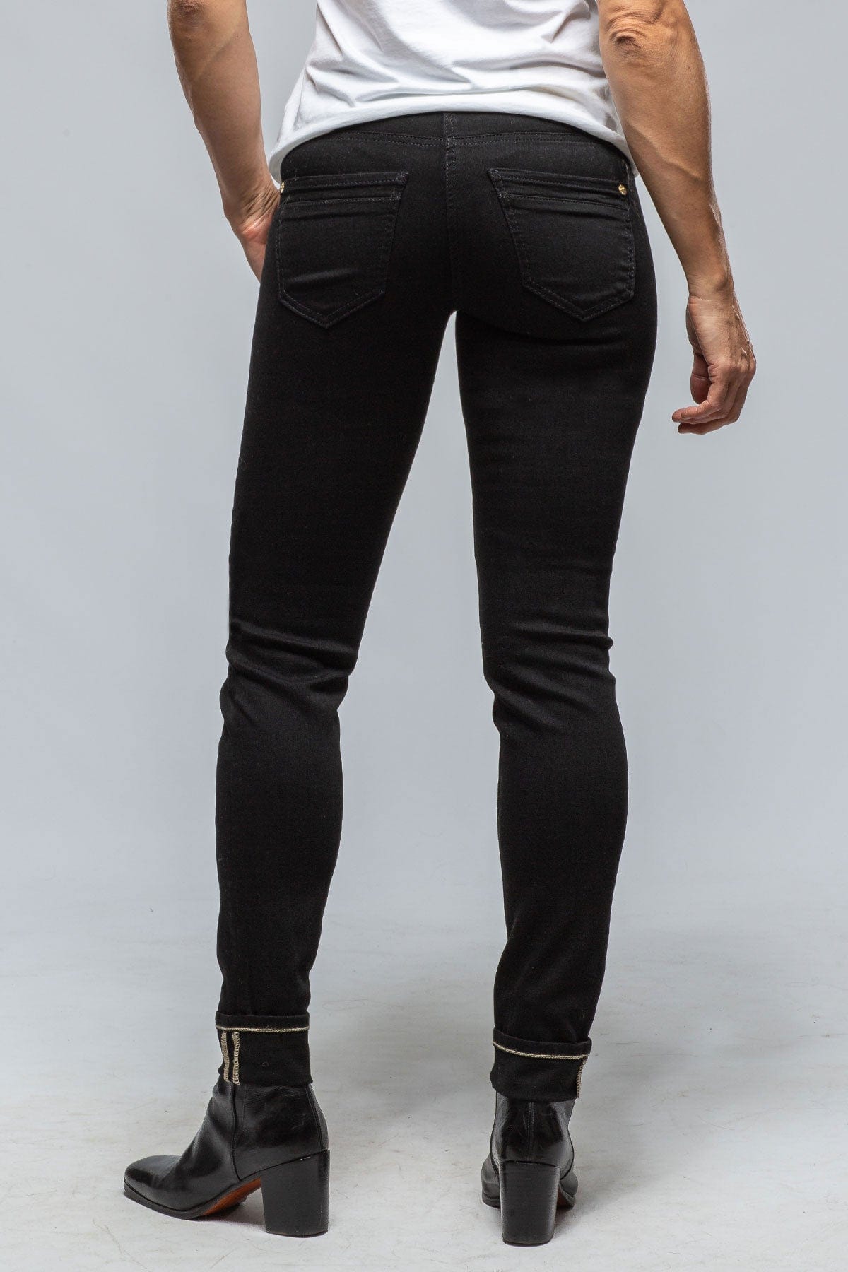 MAC Dream Rich Slim In Black - AXEL'S