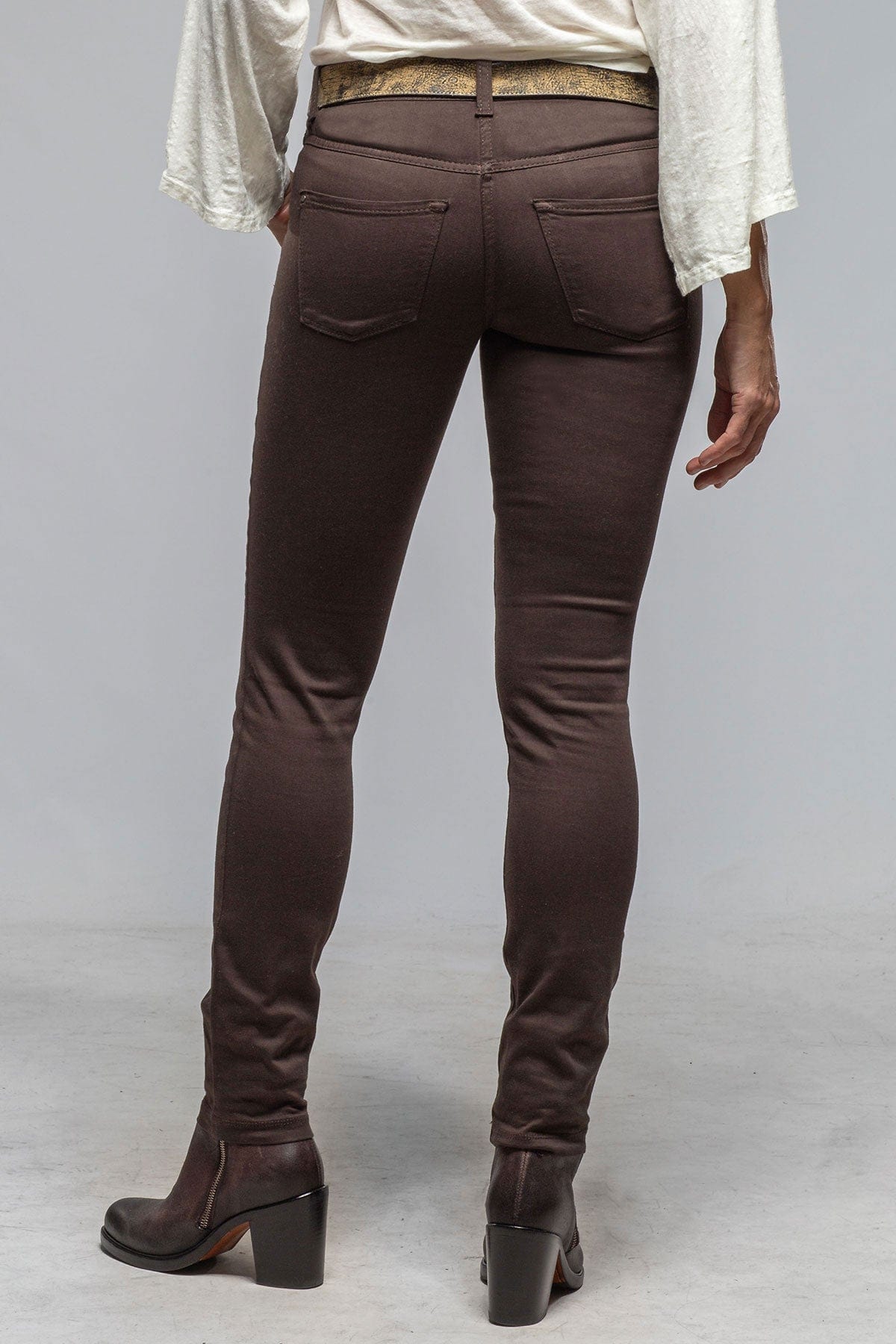 MAC Dream Skinny In Chocolate Brown - AXEL'S