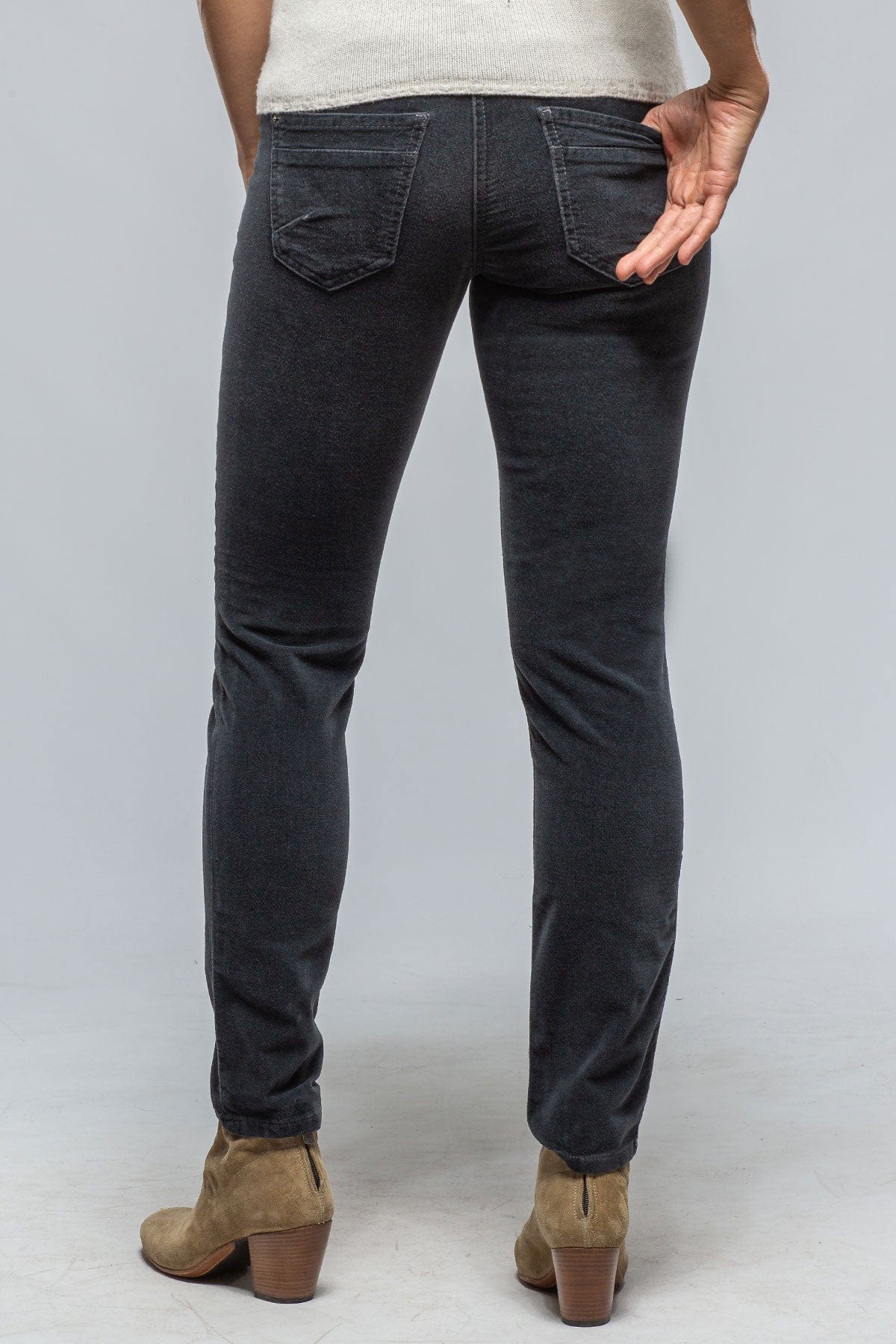 MAC Dream Slim Velvet In Grey Soft Wash - AXEL'S