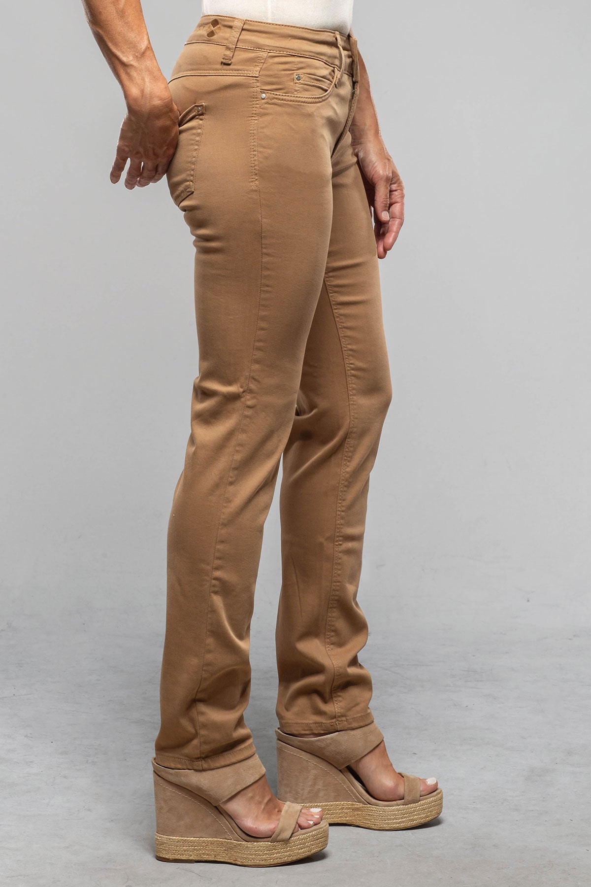 MAC Dream Straight In Cognac - AXEL'S