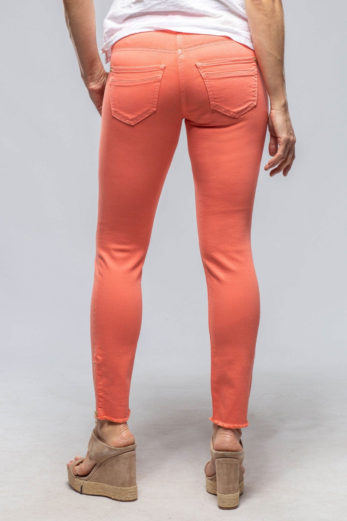 MAC Rich Slim Chic In Papaya Orange - AXEL'S