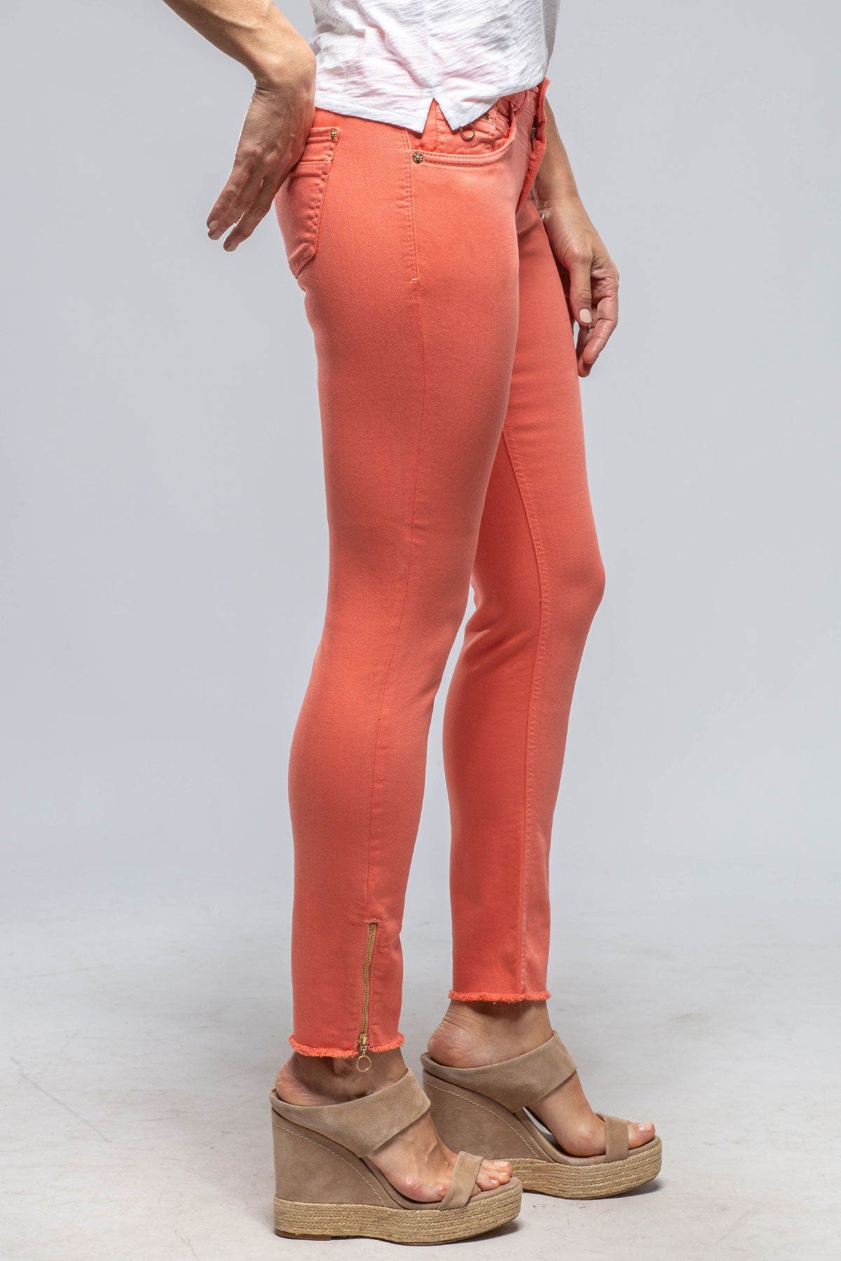 MAC Rich Slim Chic In Papaya Orange - AXEL'S